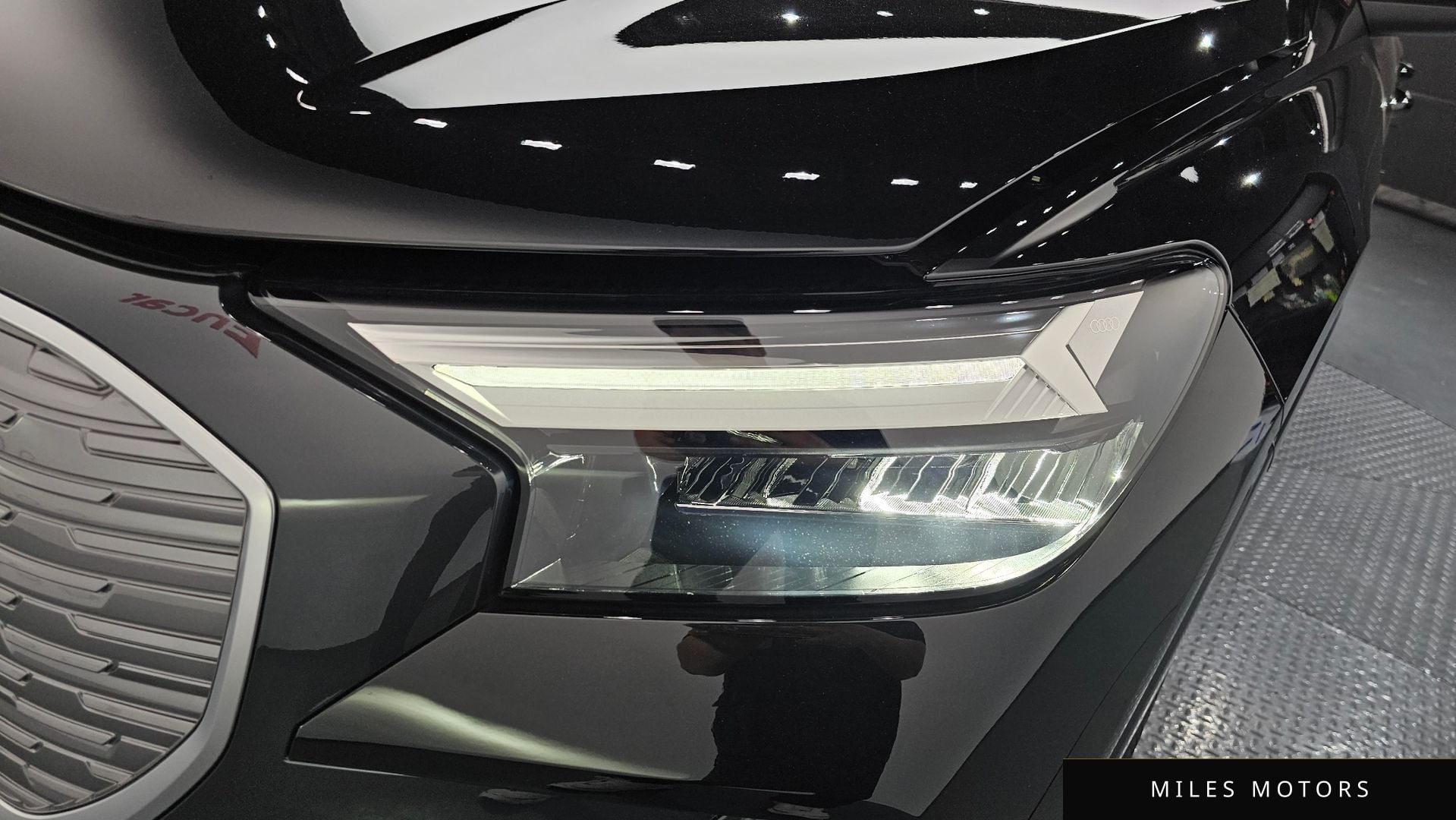 Audi Q4 e-tron 2025 — миниатюра 8