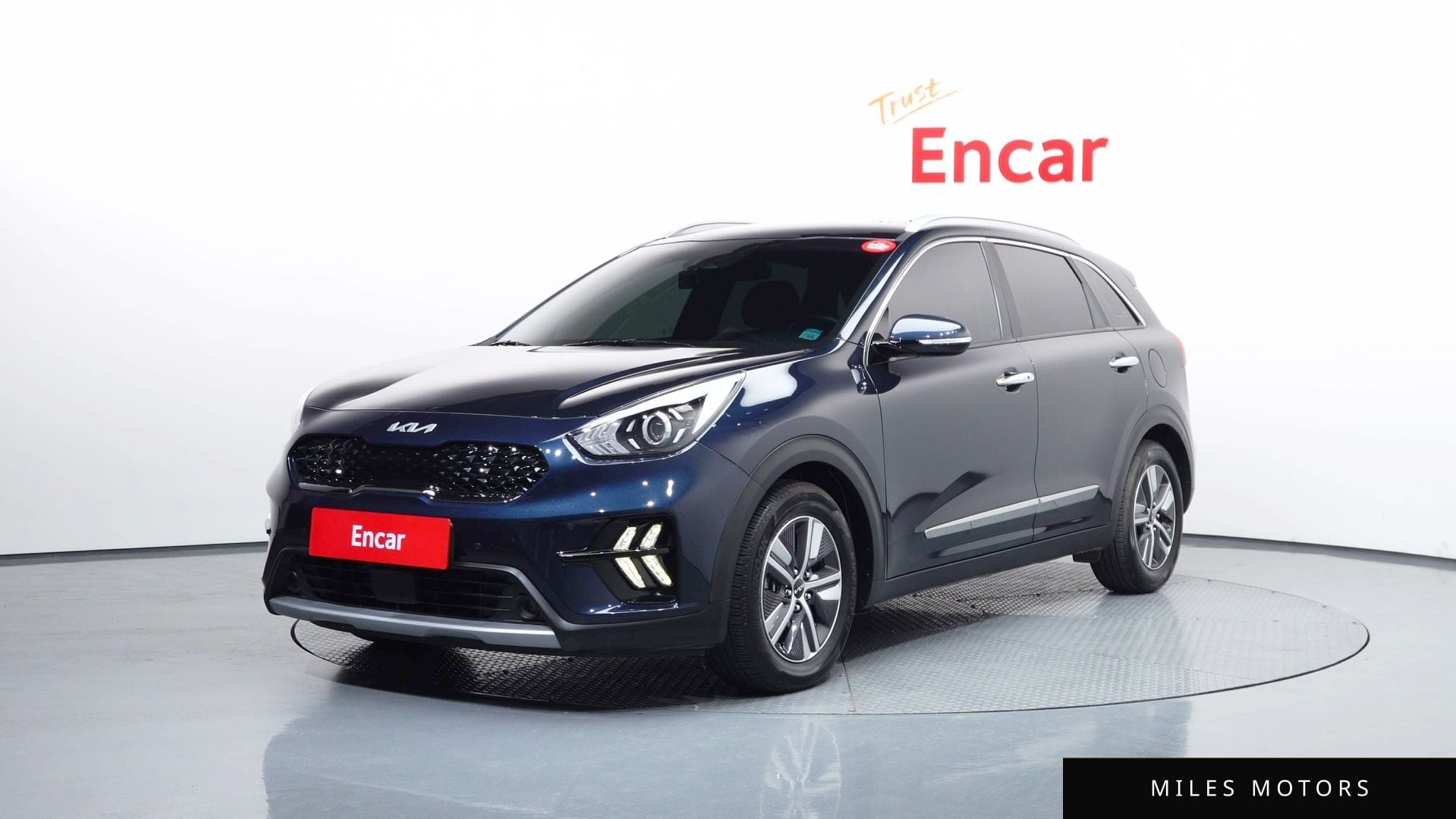 Kia Niro 2022 — фото 1 из 12