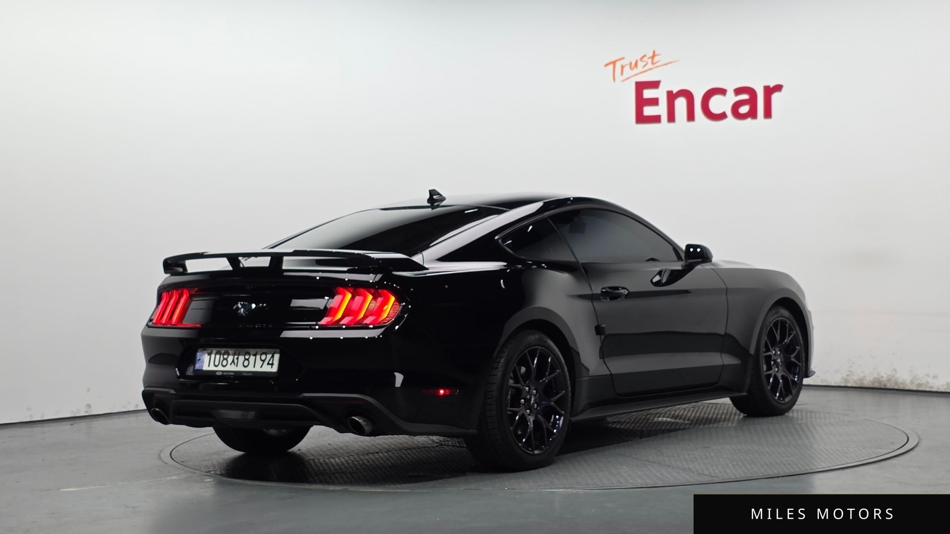 Ford Mustang 2021 — миниатюра 2