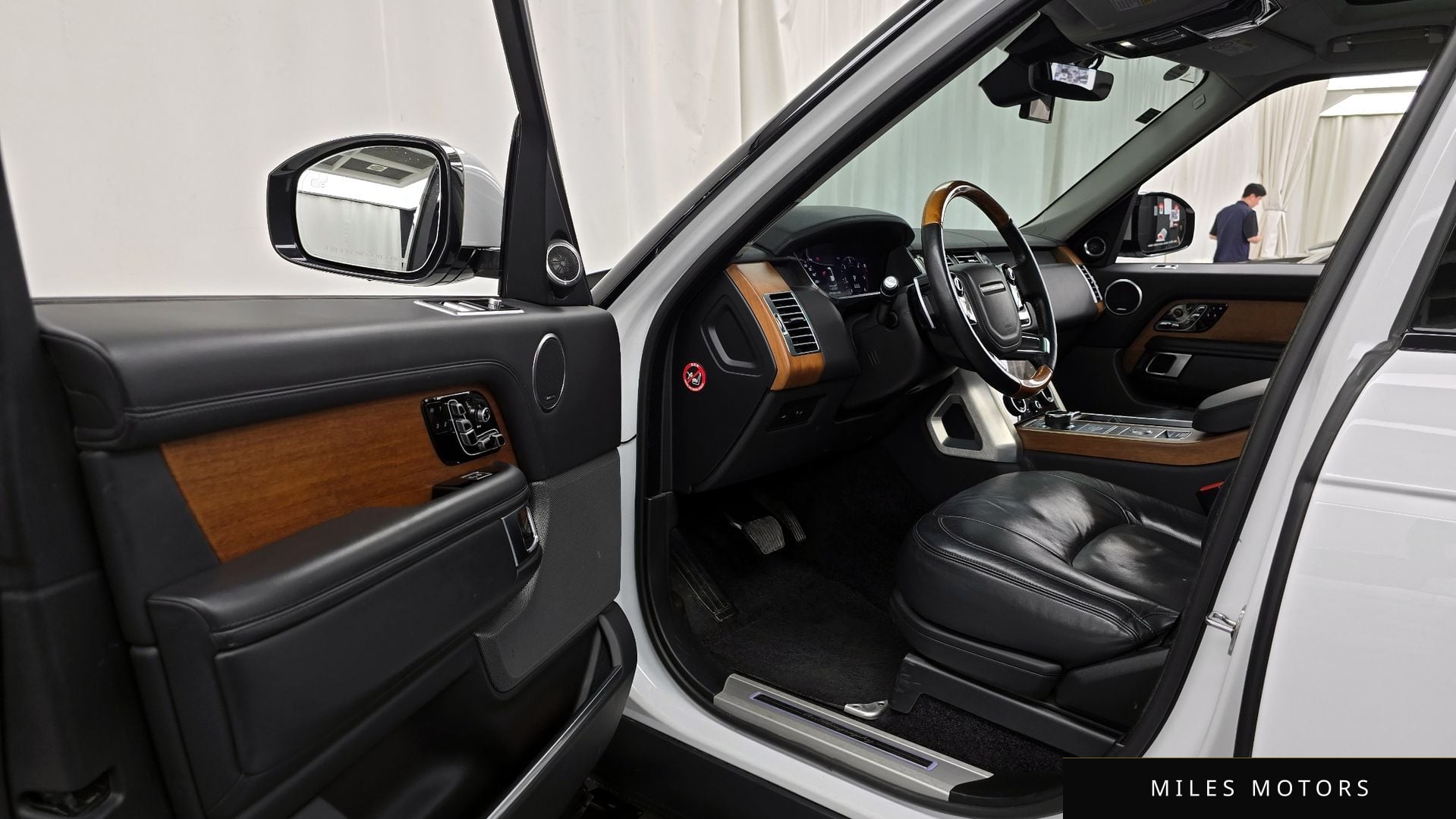 Land Rover Range Rover 2020 — миниатюра 10