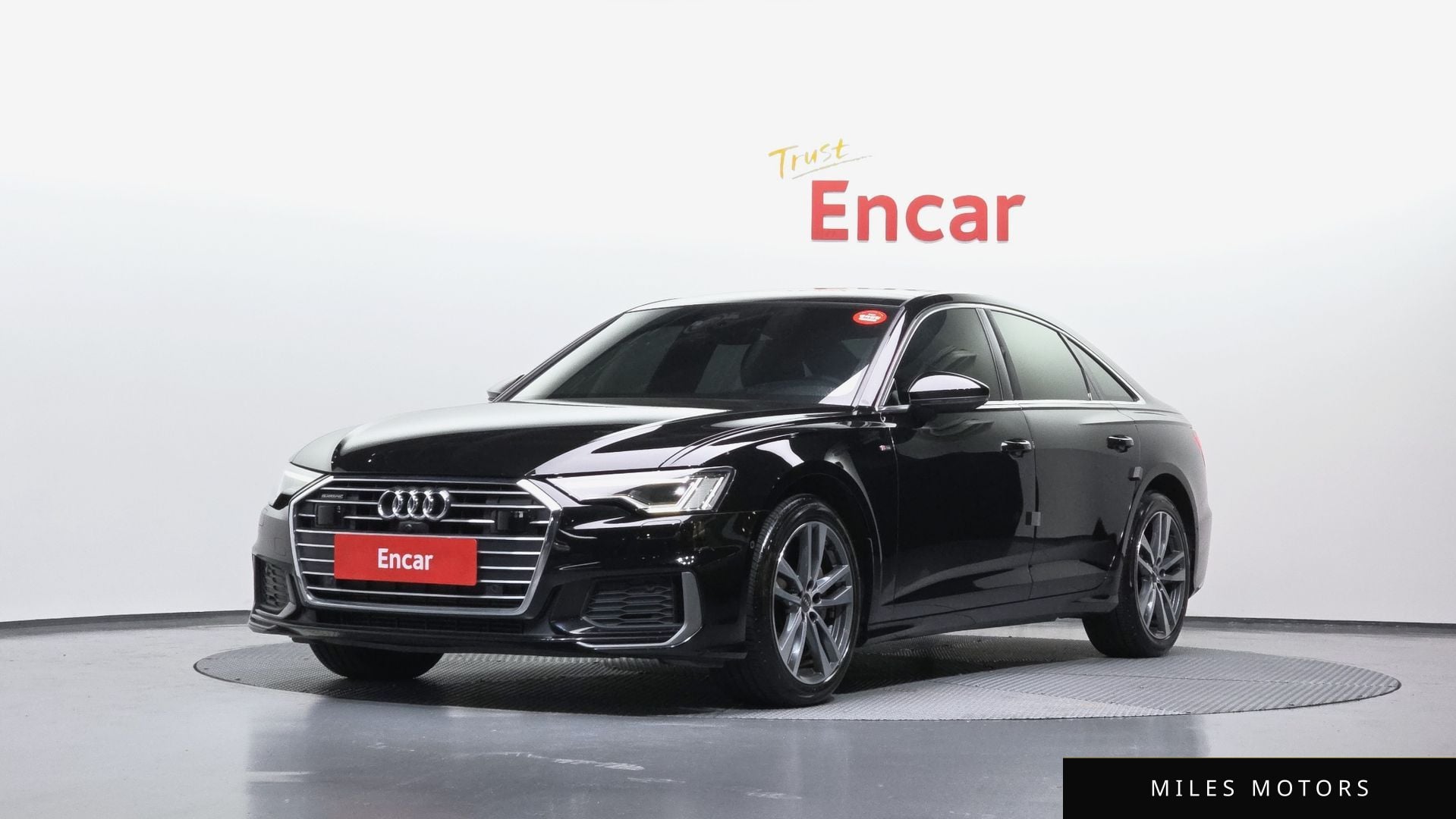 Audi A6 (C8) 2020 — фото 1 из 12