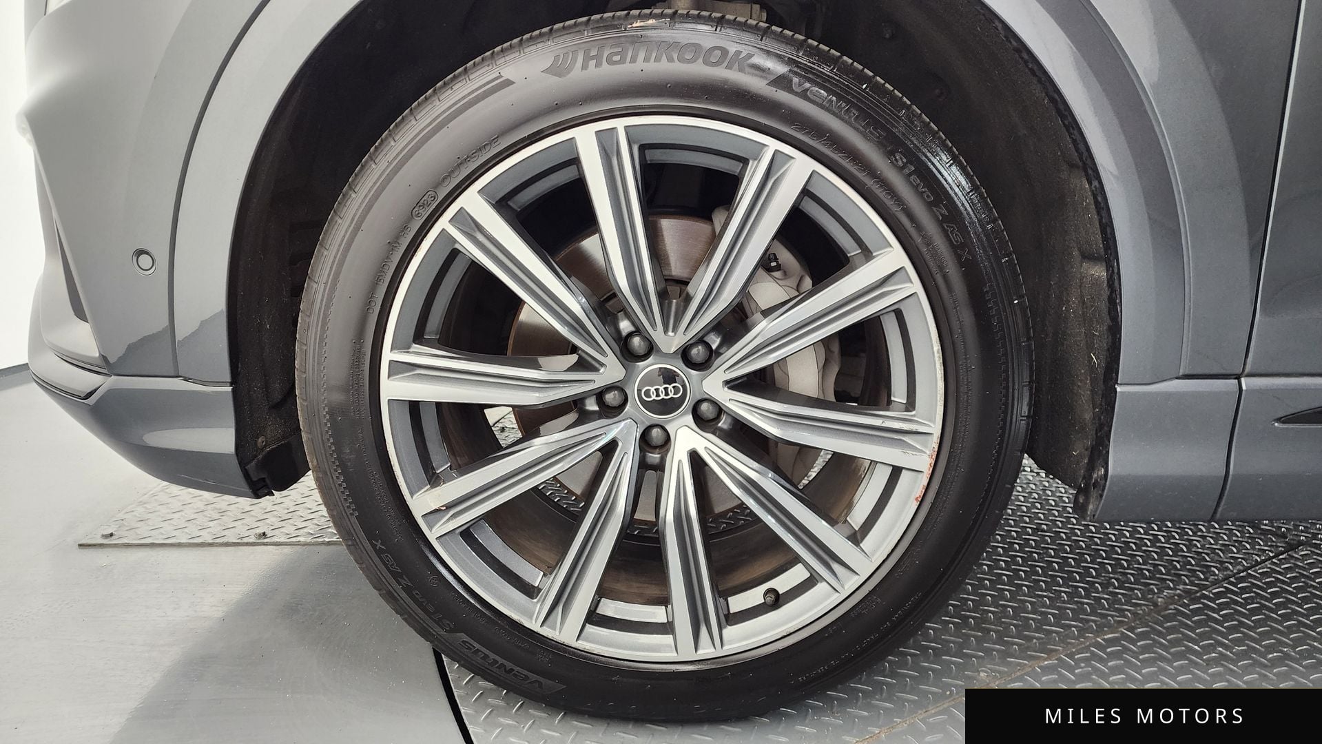 Audi Q8 (4M) 2021 — миниатюра 5