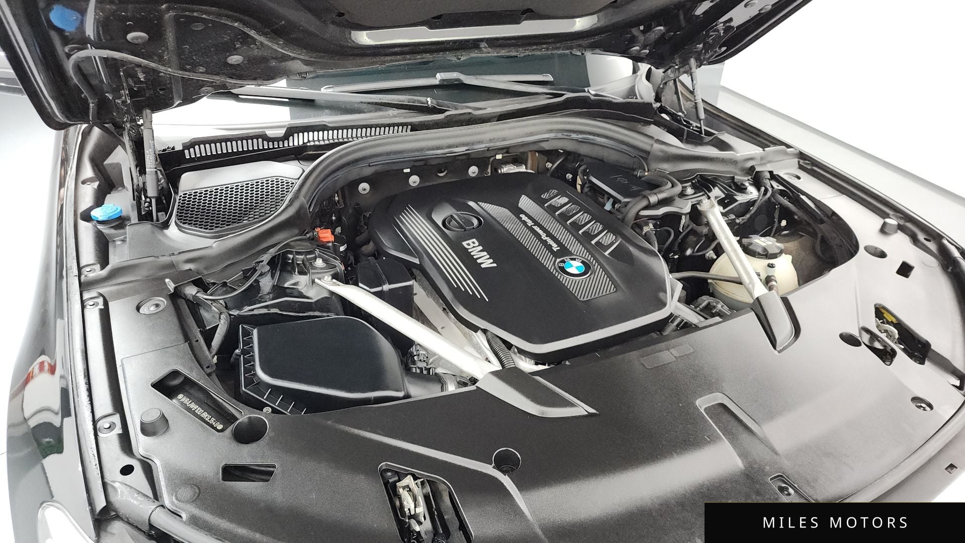 BMW 6 Series GT (G32) 2018 — миниатюра 6