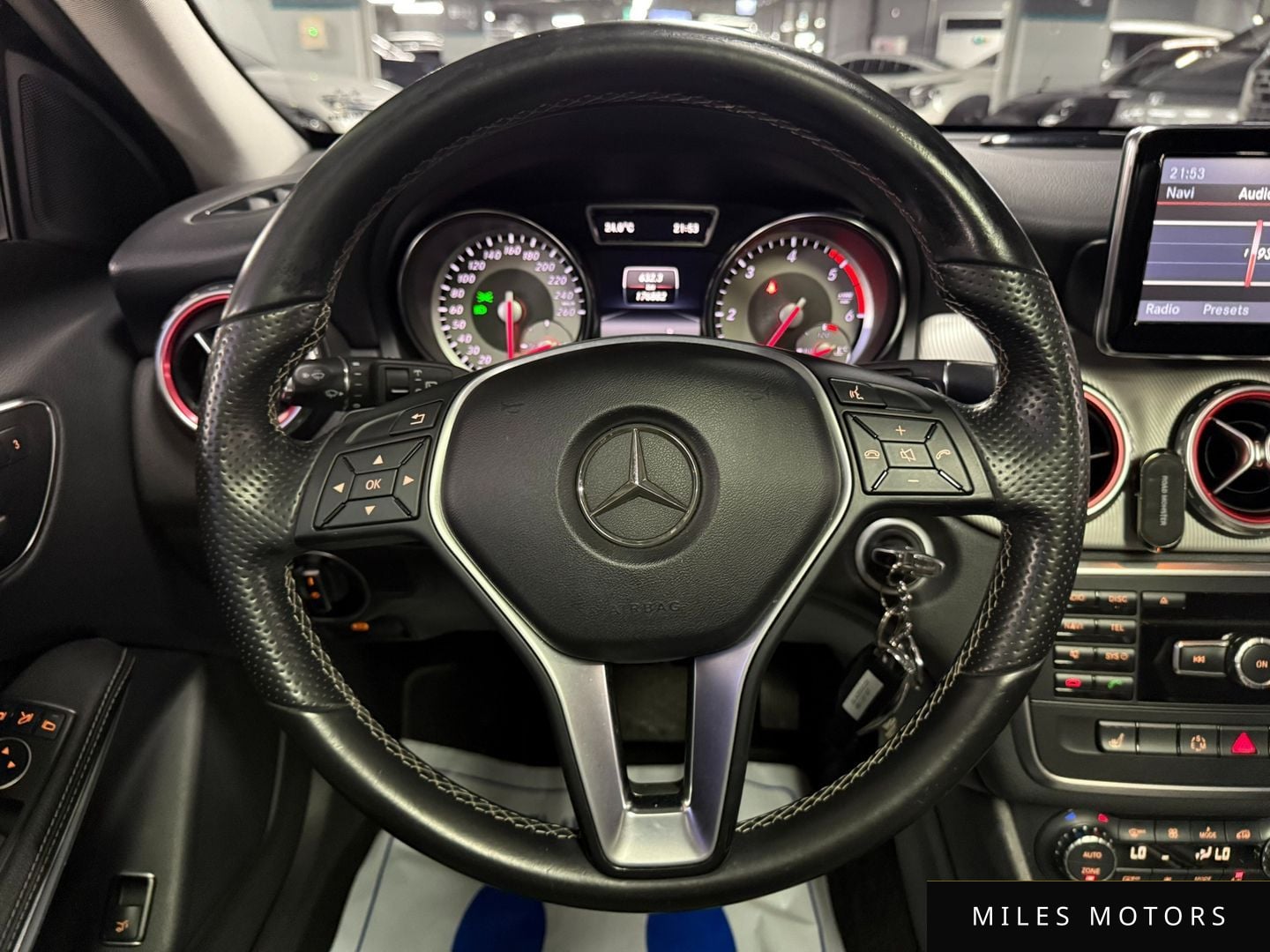Mercedes-Benz GLA-Class X156 2015 — миниатюра 8