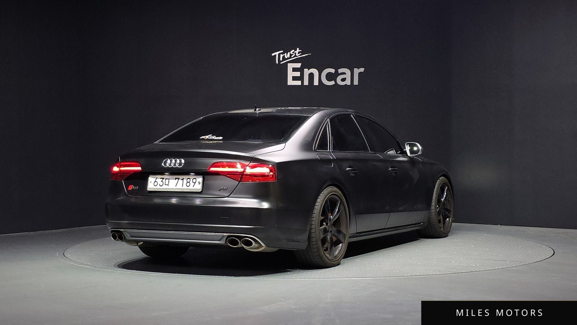 Audi S8 2015 — миниатюра 2