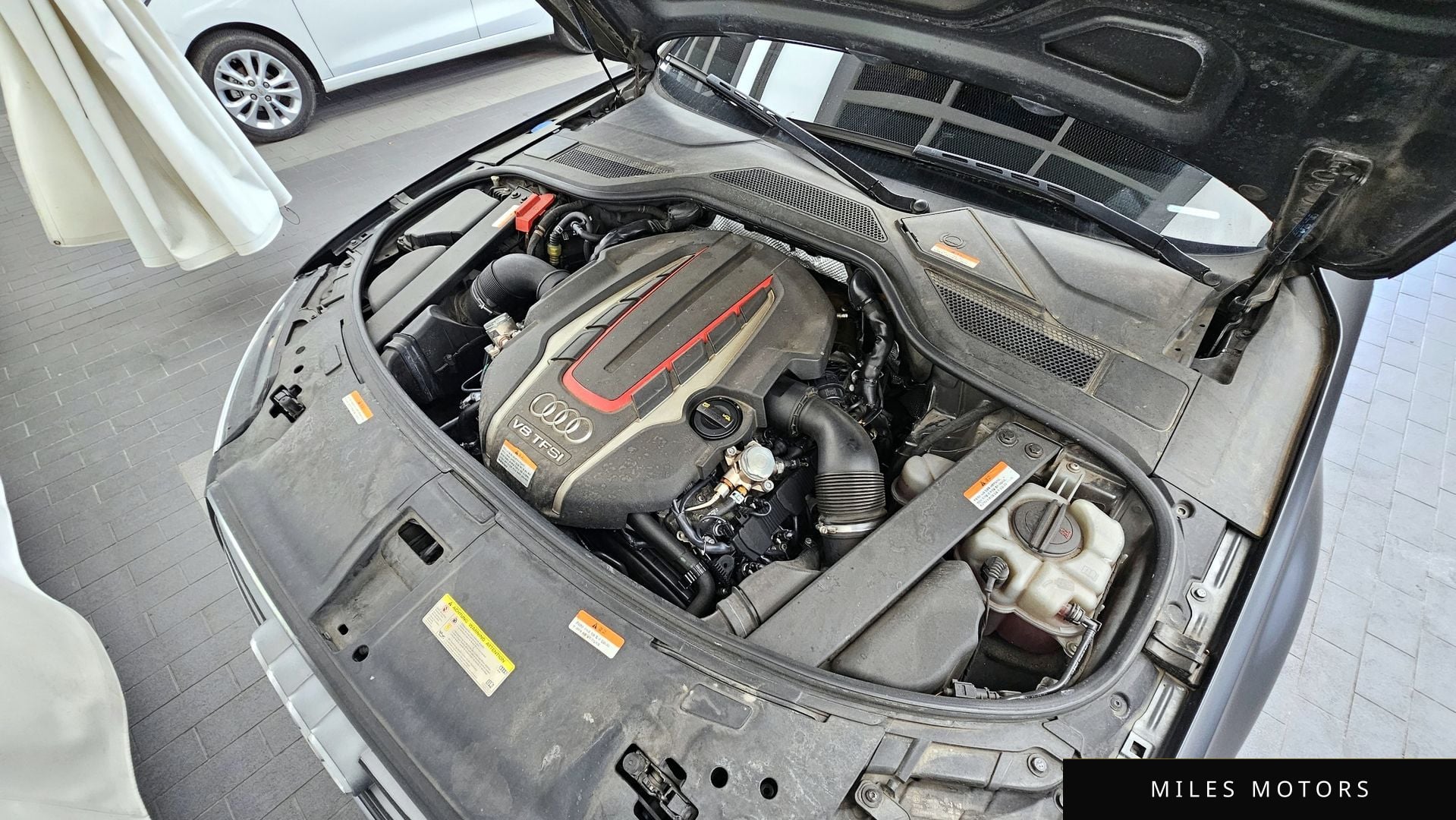 Audi S8 2015 — миниатюра 6