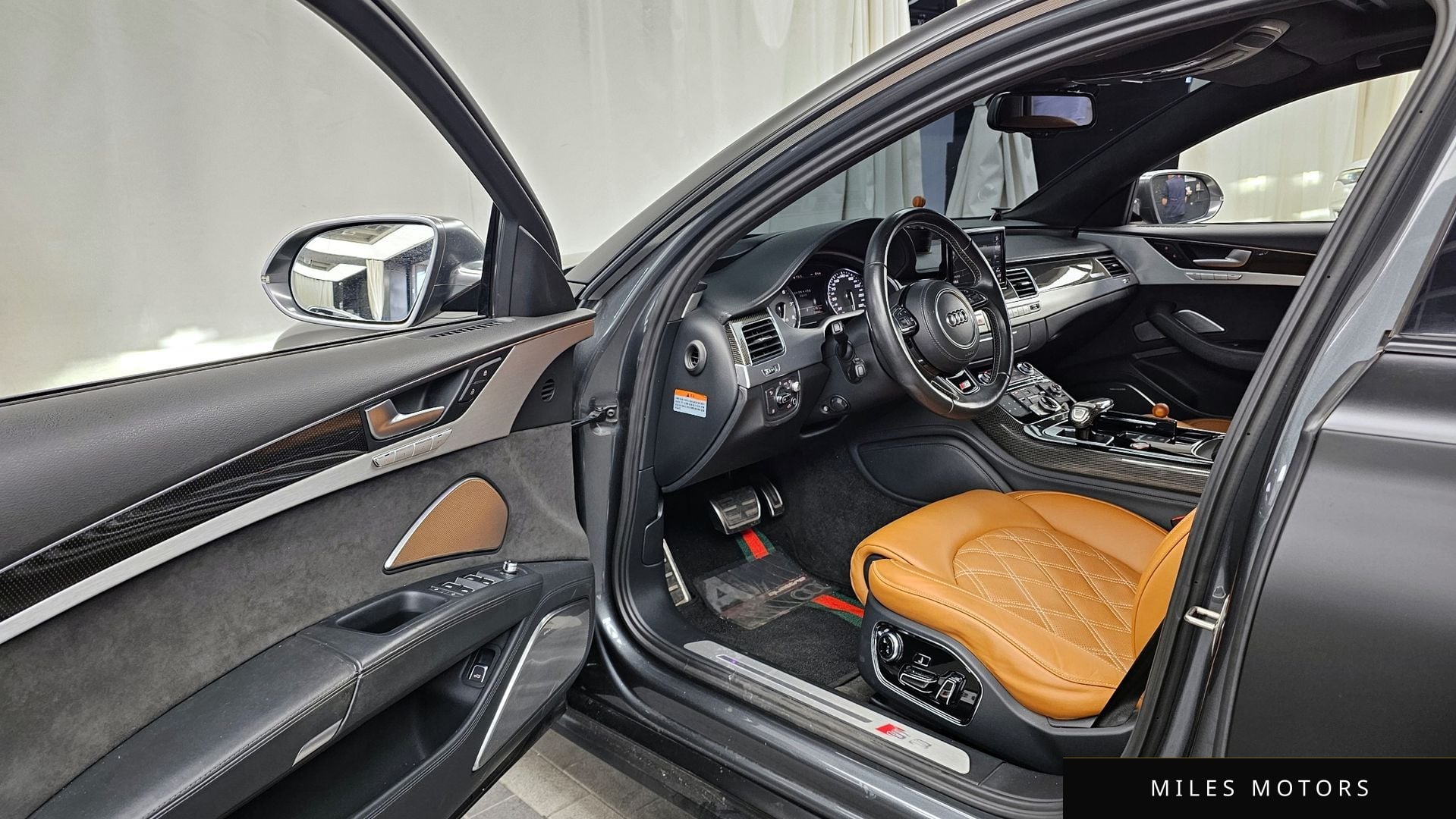 Audi S8 2015 — миниатюра 10