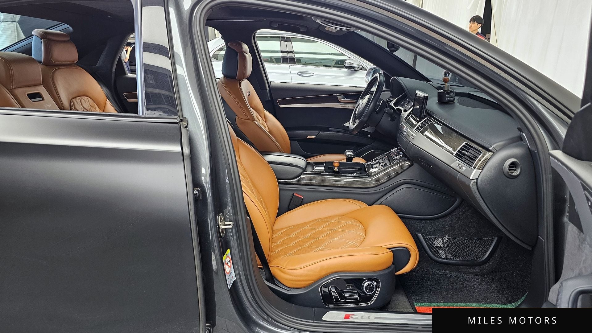 Audi S8 2015 — миниатюра 11