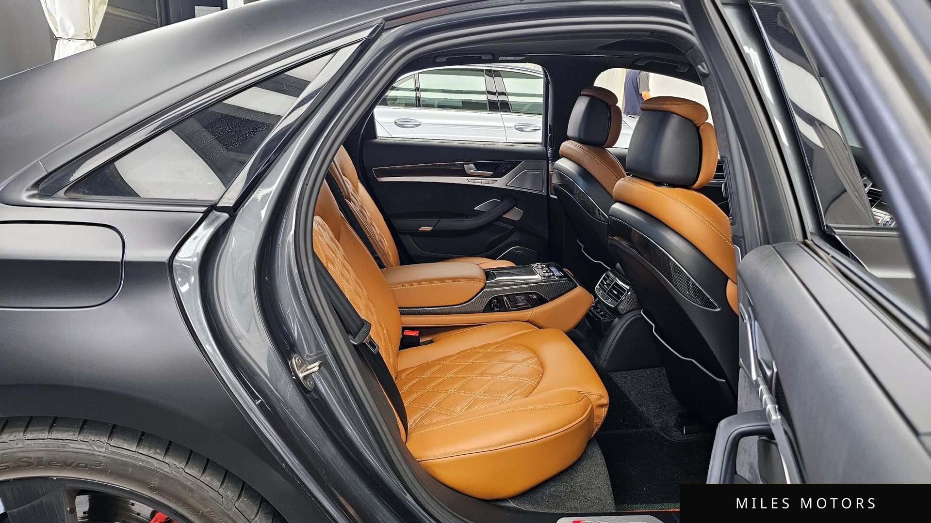 Audi S8 2015 — миниатюра 12