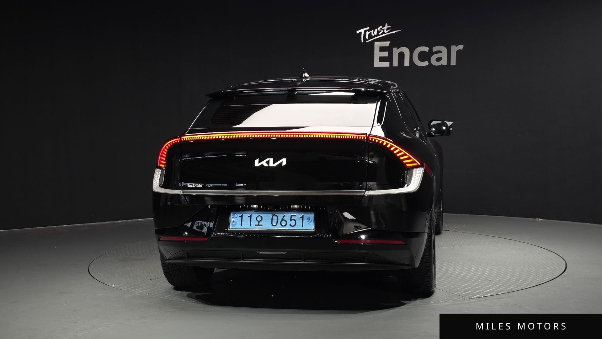Kia EV6 2023 — миниатюра 4