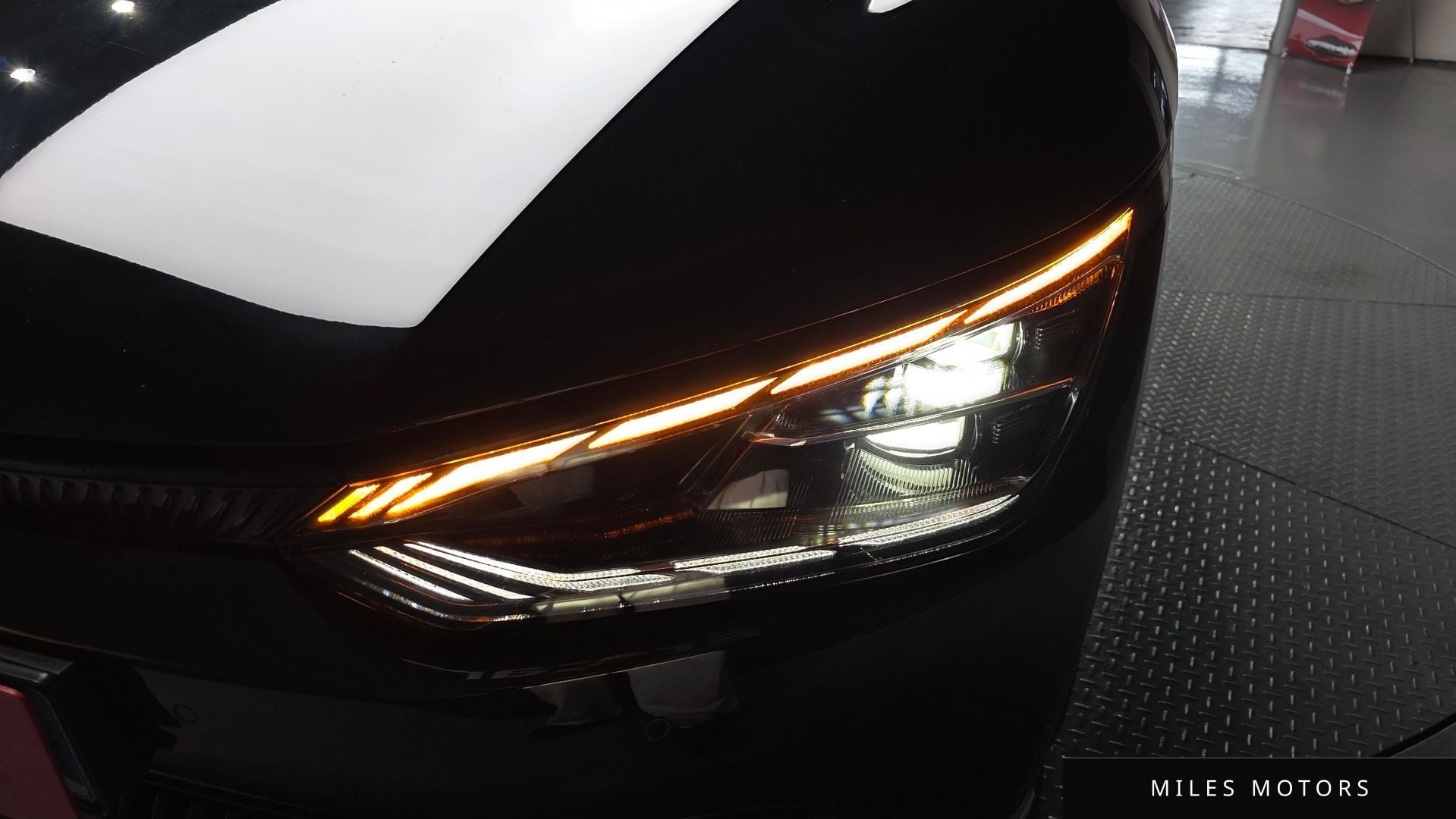 Kia EV6 2023 — миниатюра 8