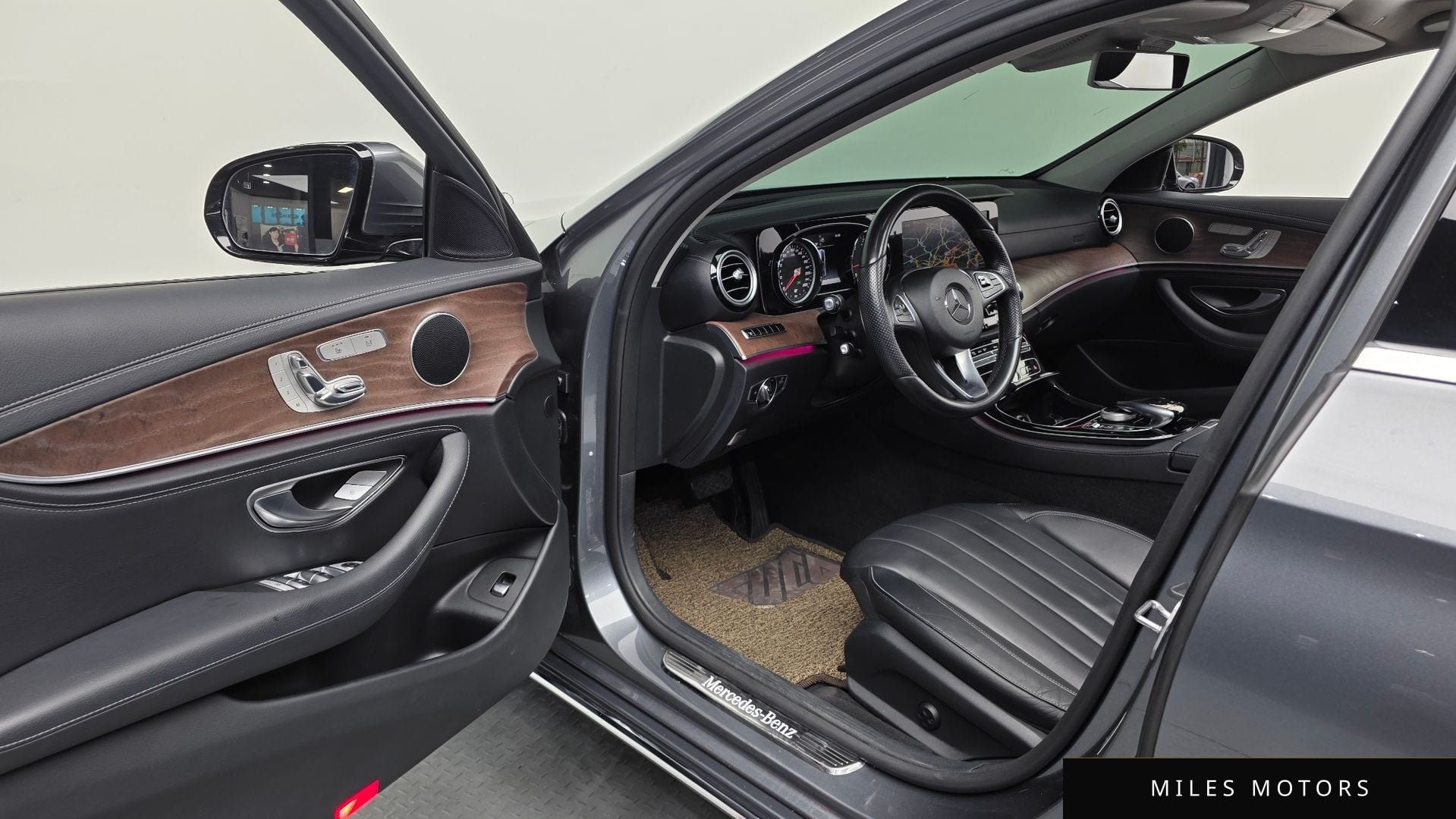Mercedes-Benz E-Class W213 2017 — миниатюра 10