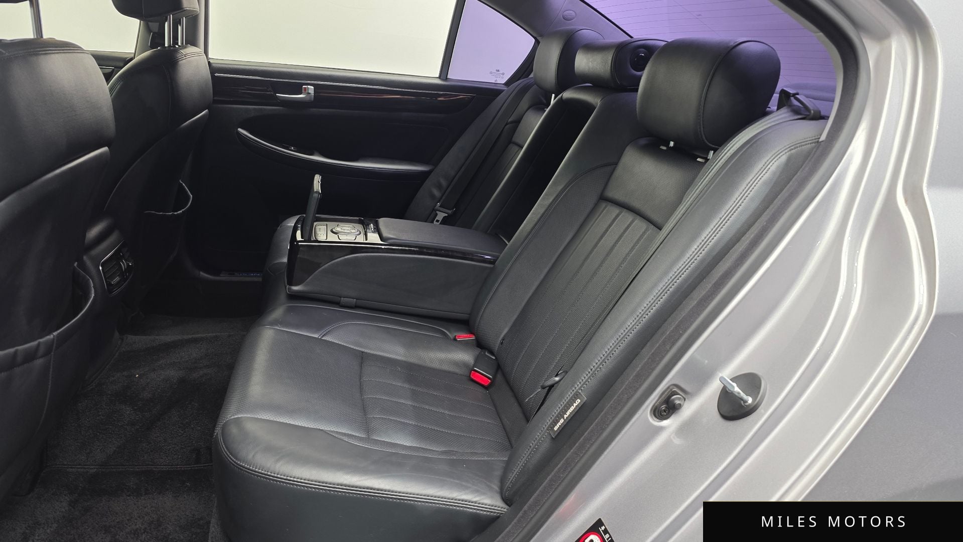 Hyundai Genesis 2012 — миниатюра 12
