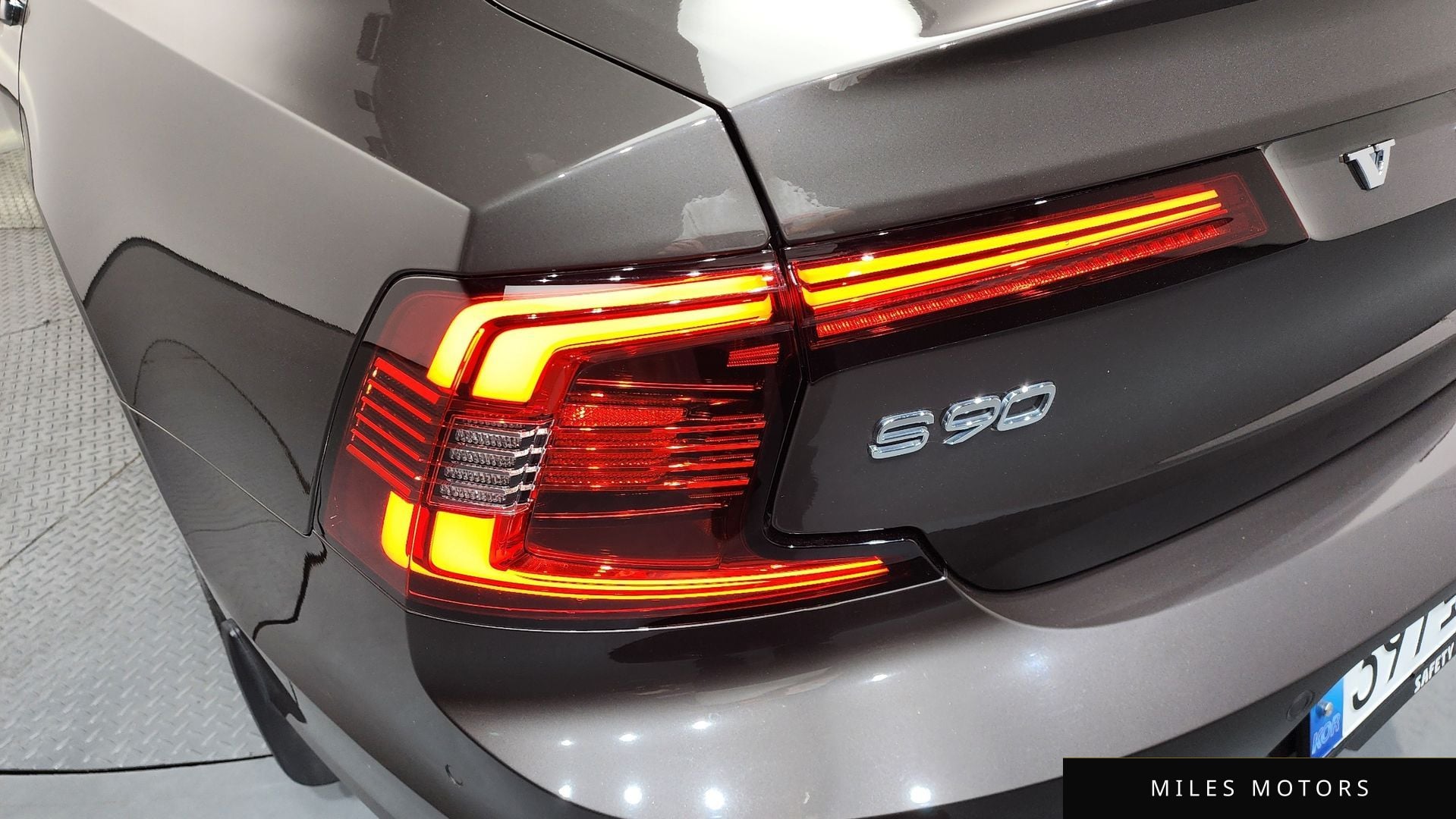 Volvo S90 2023 — миниатюра 9