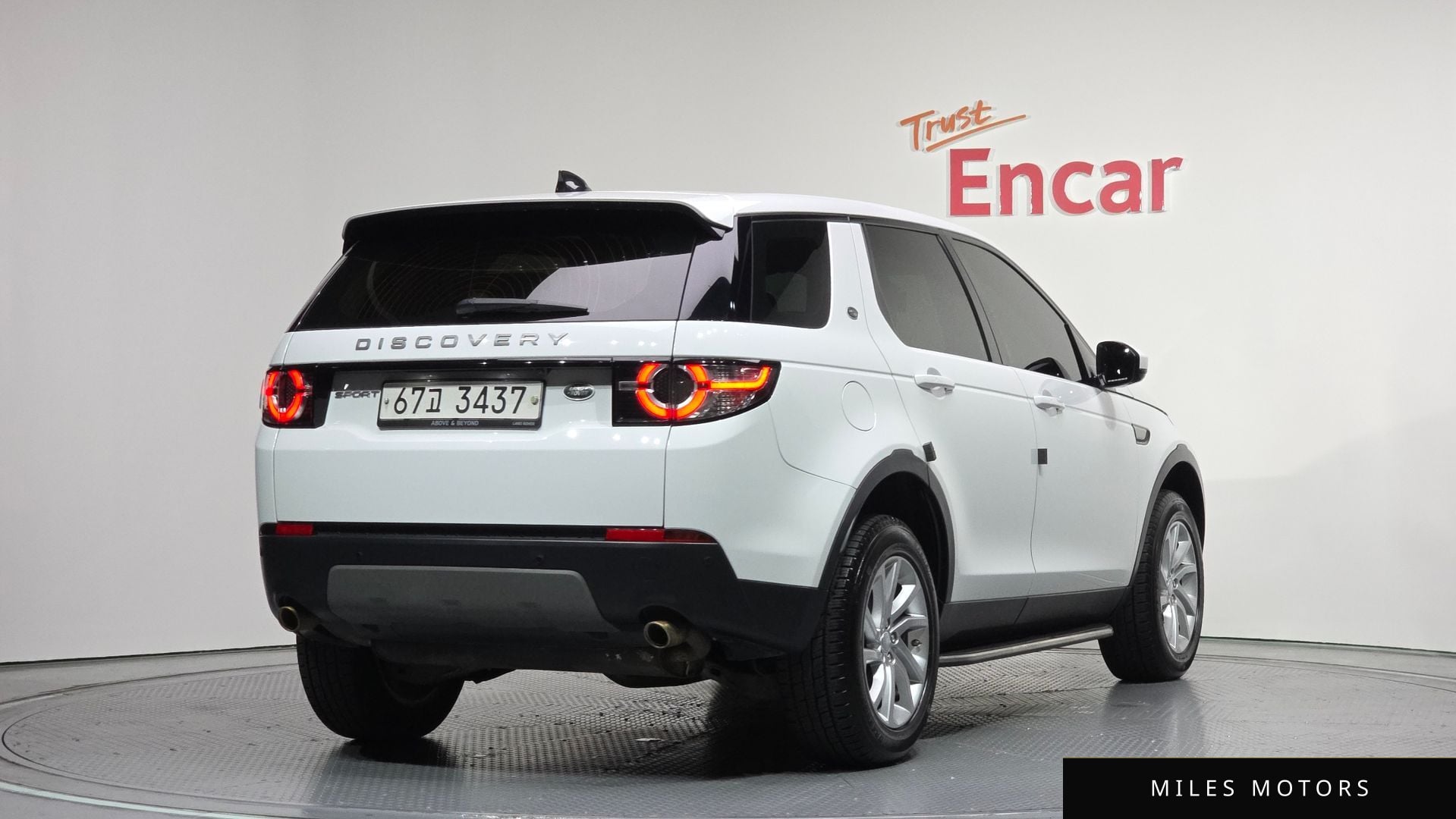 Land Rover Discovery Sport 2017 — миниатюра 2