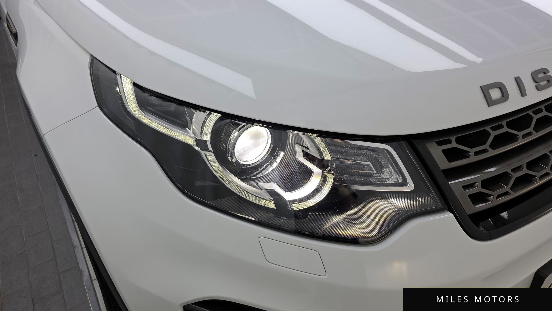 Land Rover Discovery Sport 2017 — миниатюра 8