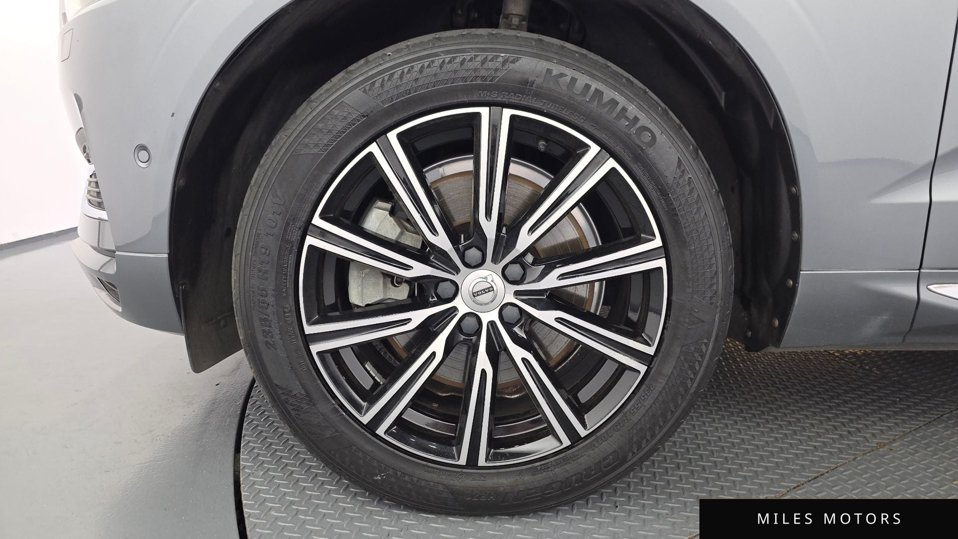 Volvo XC60 2021 — миниатюра 5