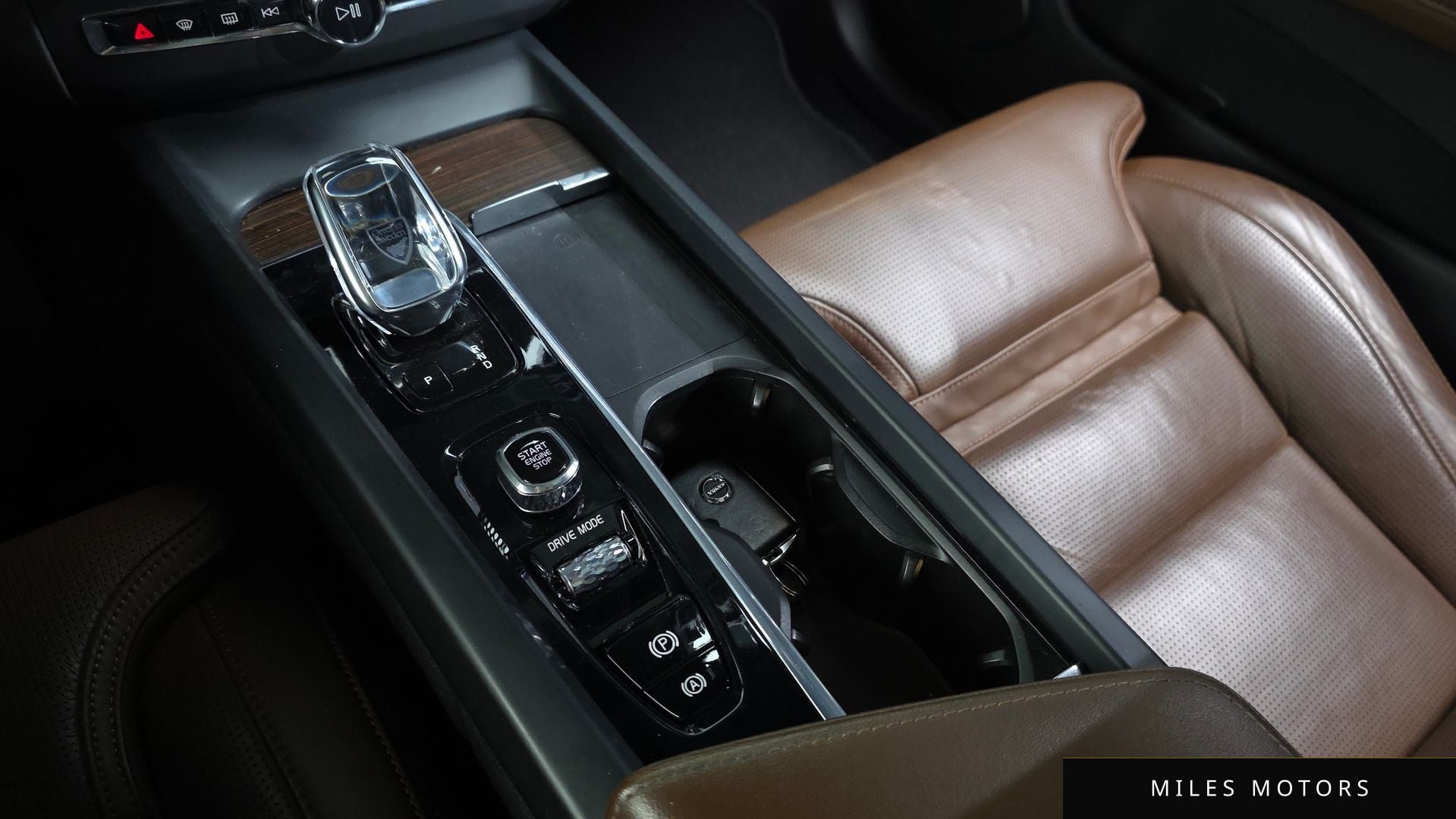 Volvo XC60 2021 — миниатюра 9
