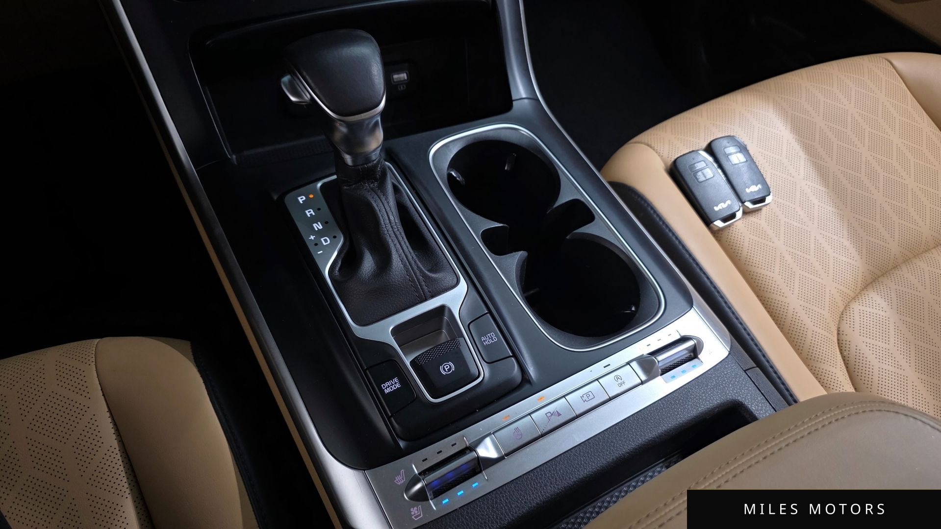 Kia Carnival 2023 — миниатюра 12