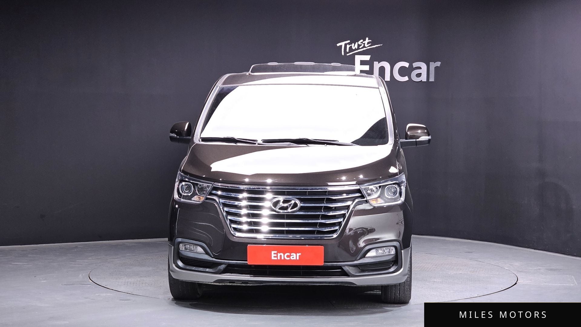 Hyundai Starex 2019 — миниатюра 2