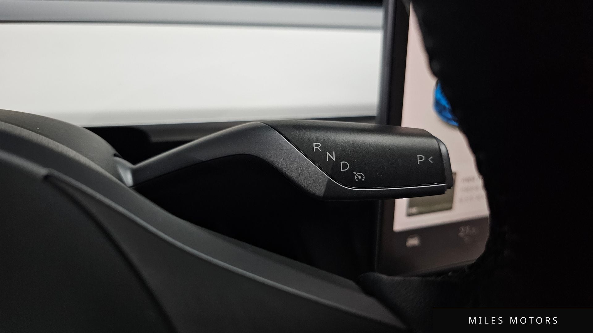 Tesla Model 3 2021 — миниатюра 11