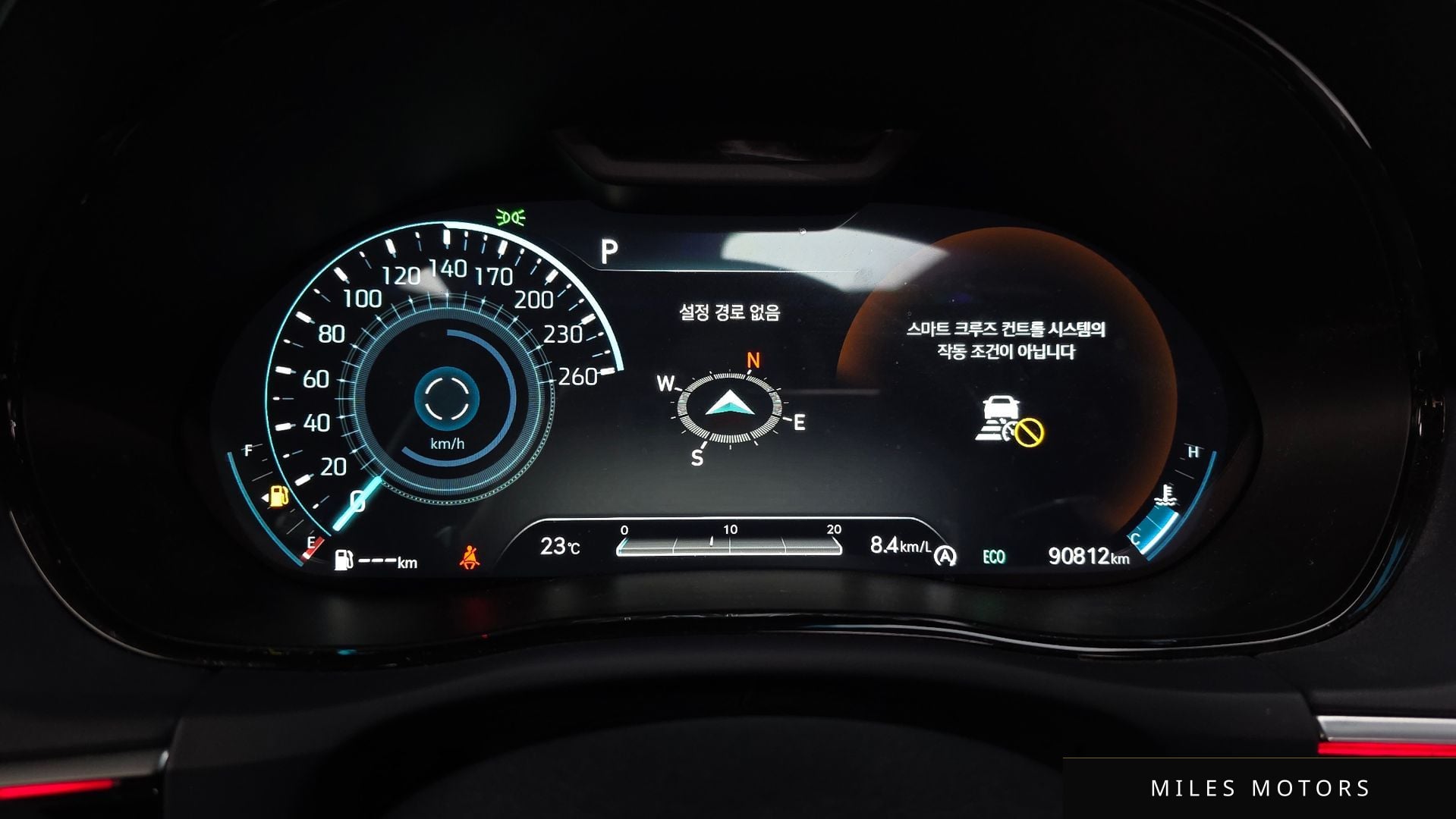 Genesis GV70 2022 — миниатюра 8