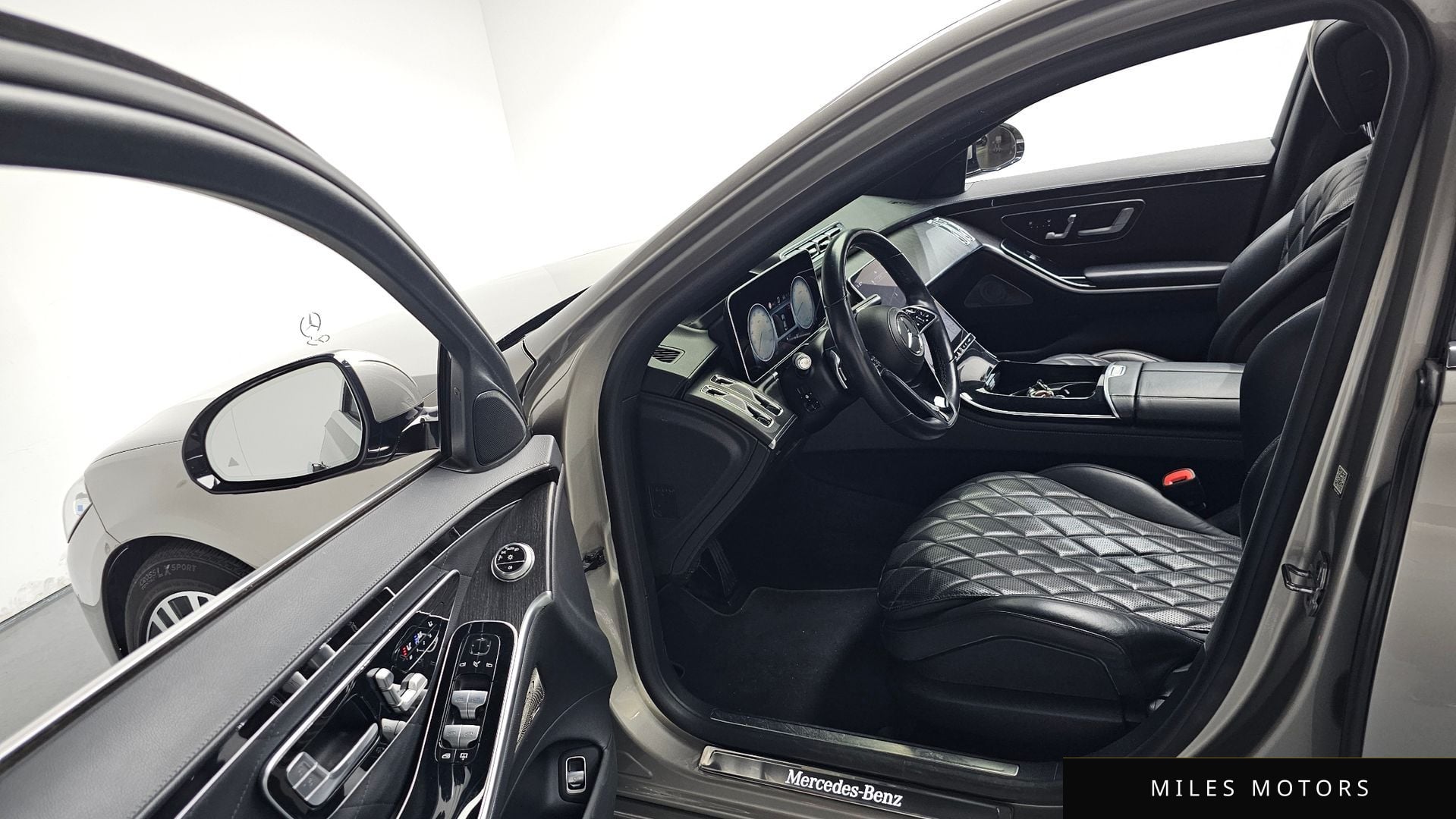 Mercedes-Benz S-Class W223 2022 — миниатюра 12