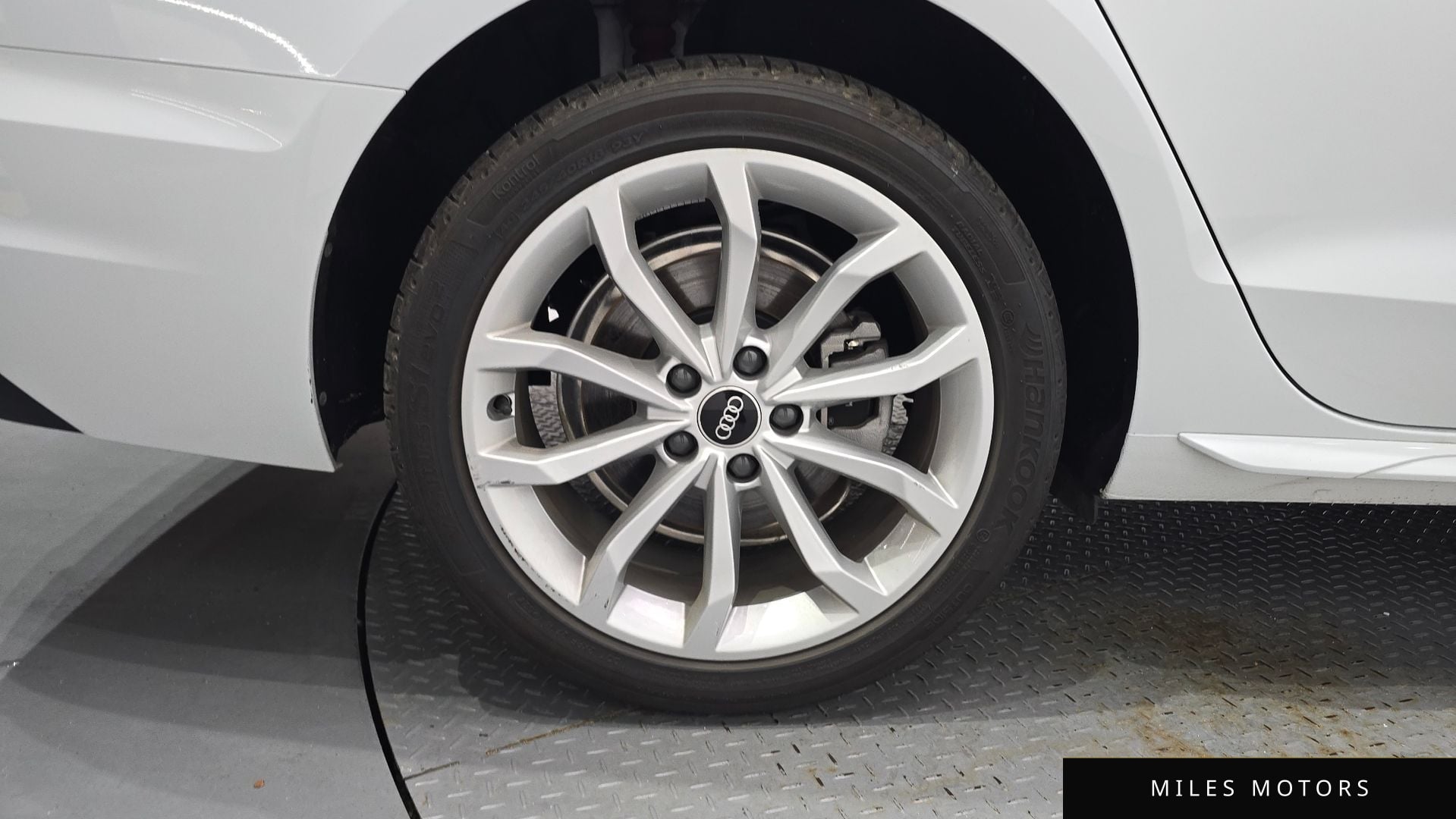Audi A4 (B9) 2023 — миниатюра 5