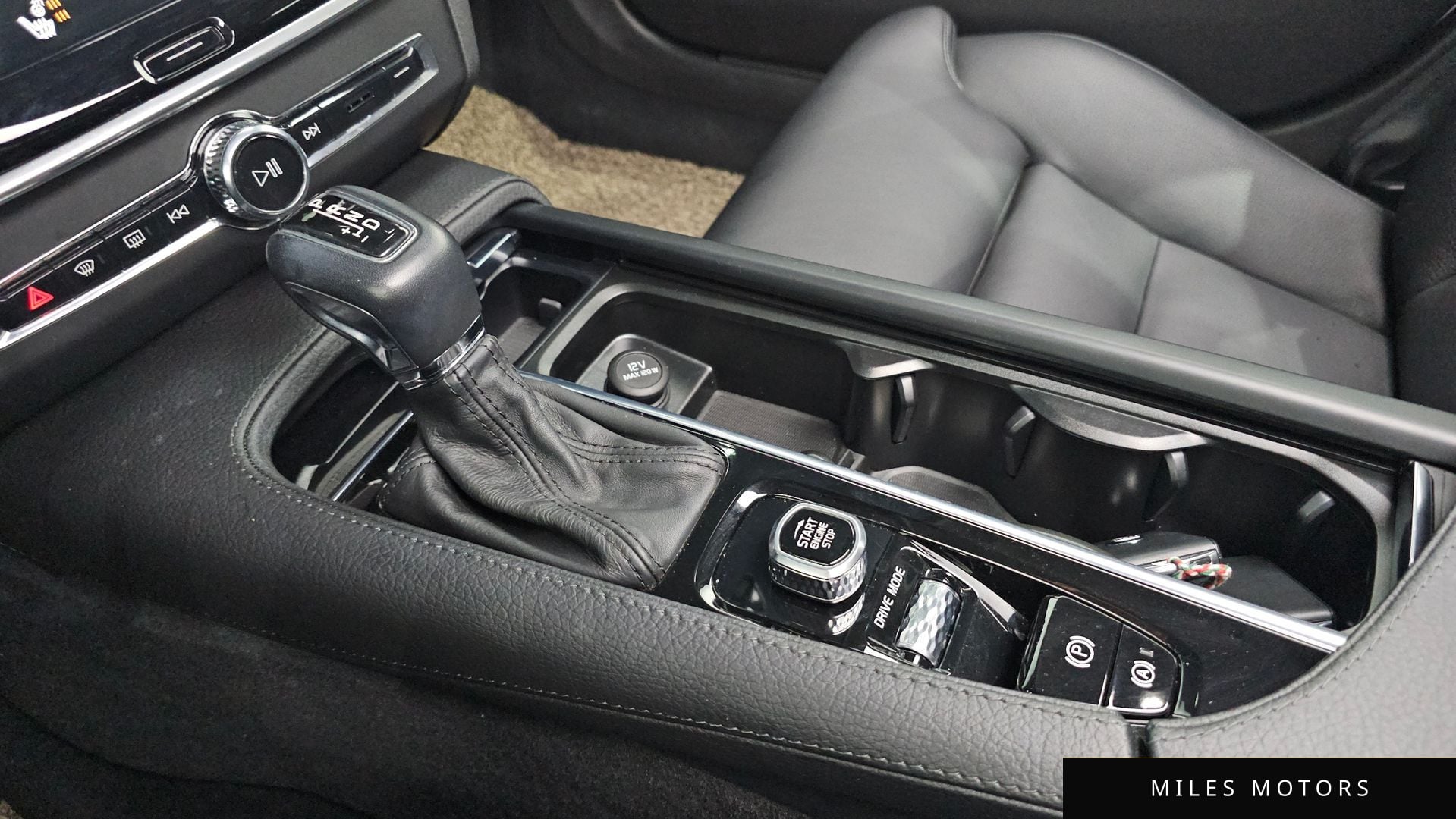 Volvo S90 2018 — миниатюра 12