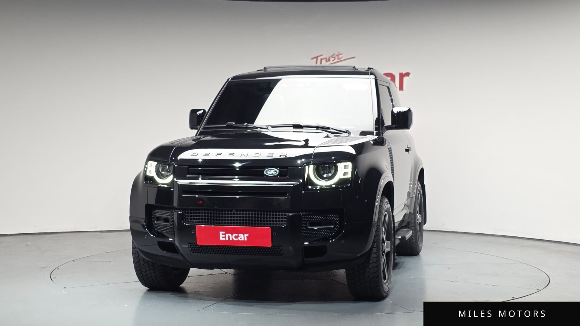 Land Rover Defender 2025 — миниатюра 2