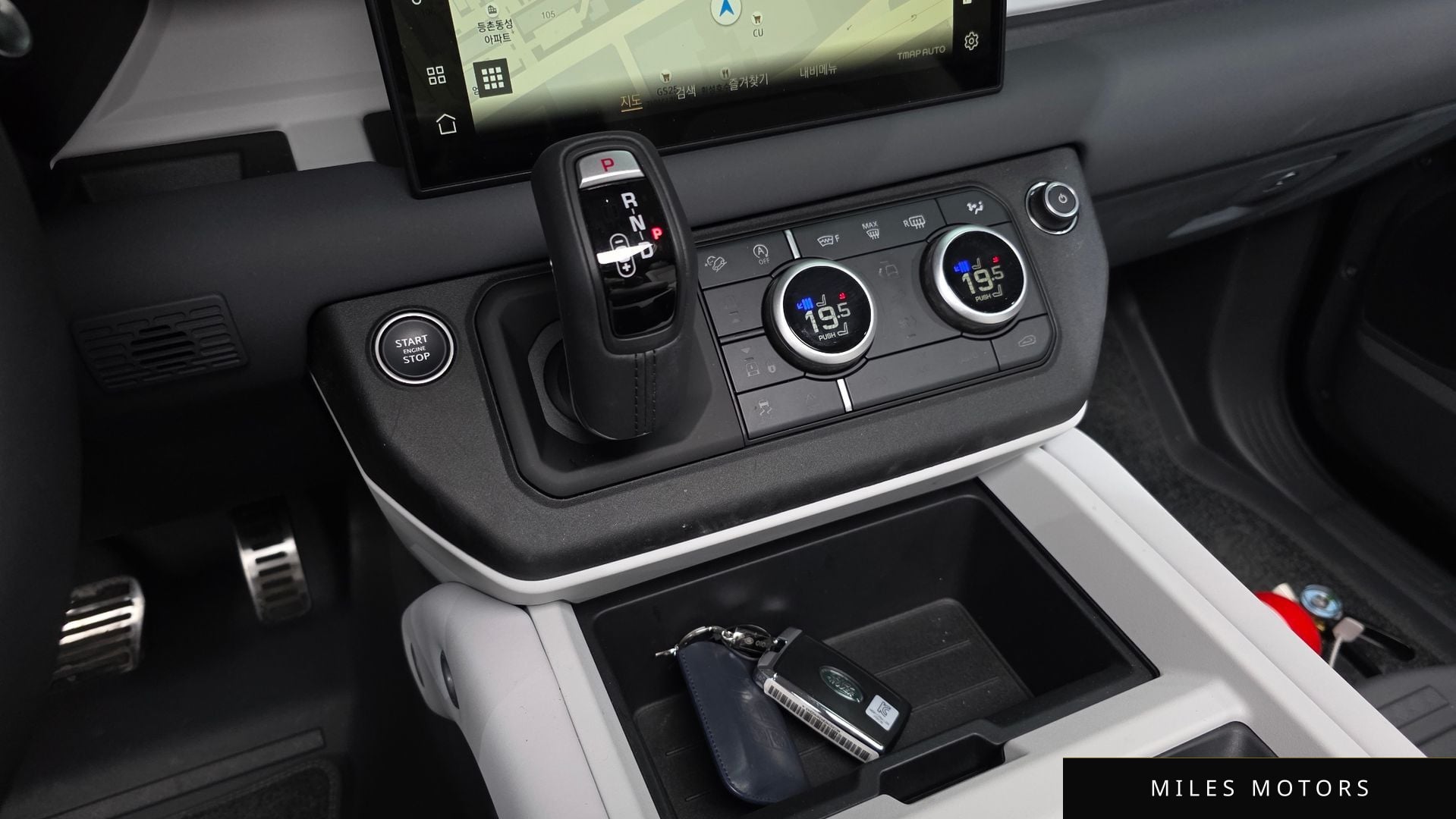 Land Rover Defender 2025 — миниатюра 11