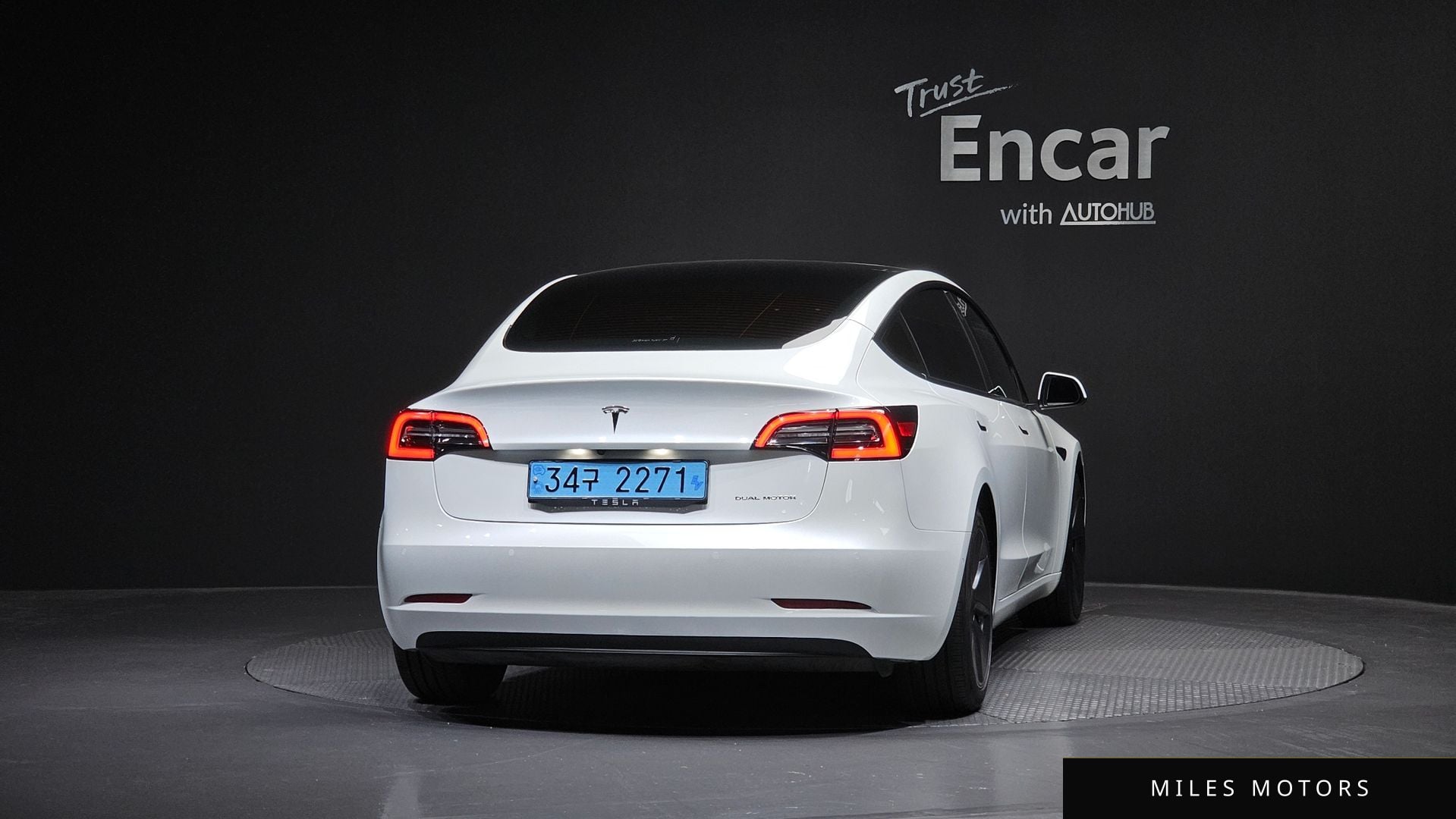 Tesla Model 3 2021 — миниатюра 4