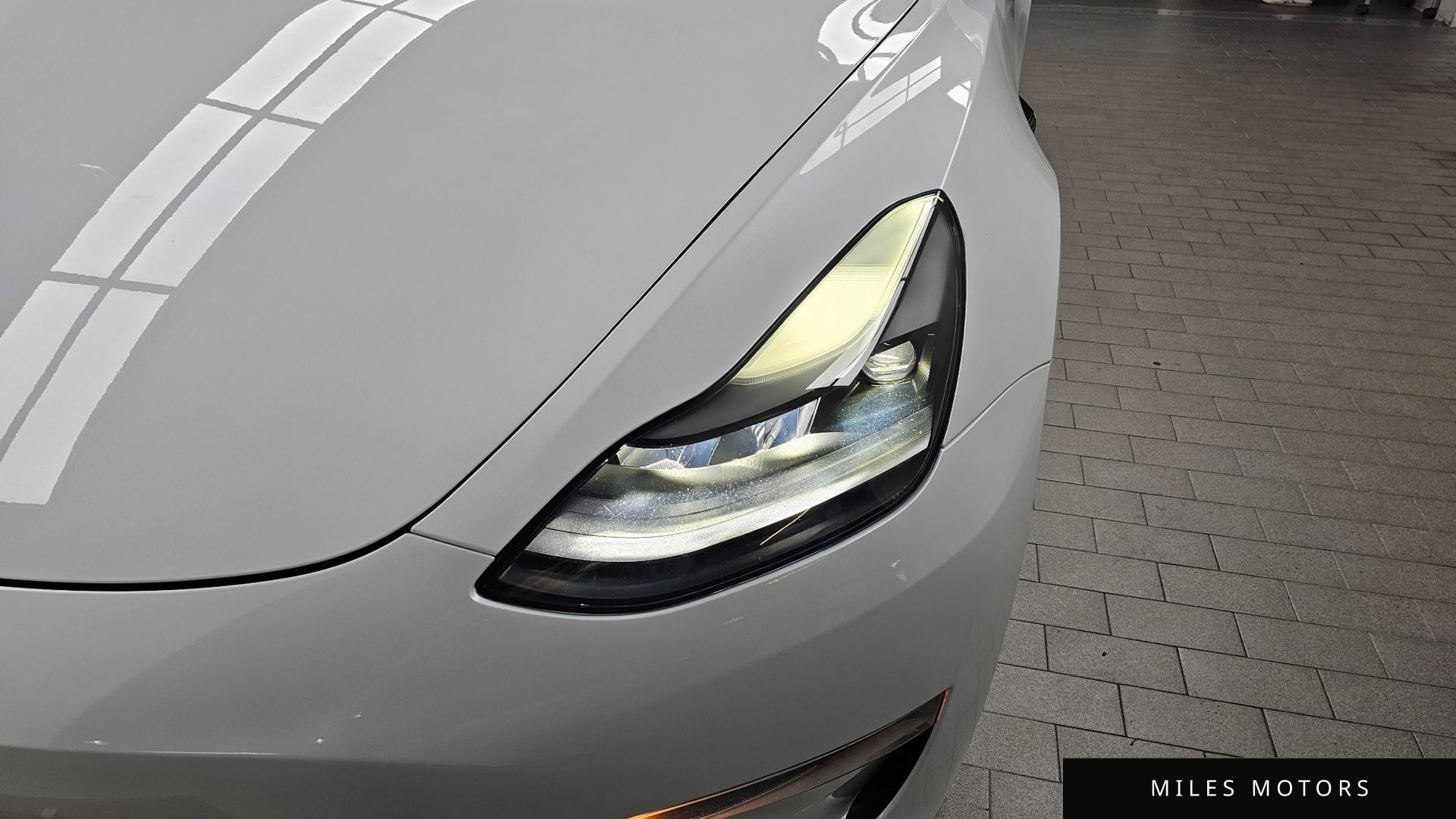 Tesla Model 3 2021 — миниатюра 8