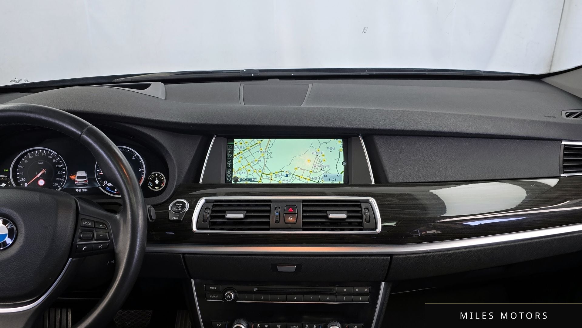 BMW 5 Series GT (F07) 2014 — миниатюра 12