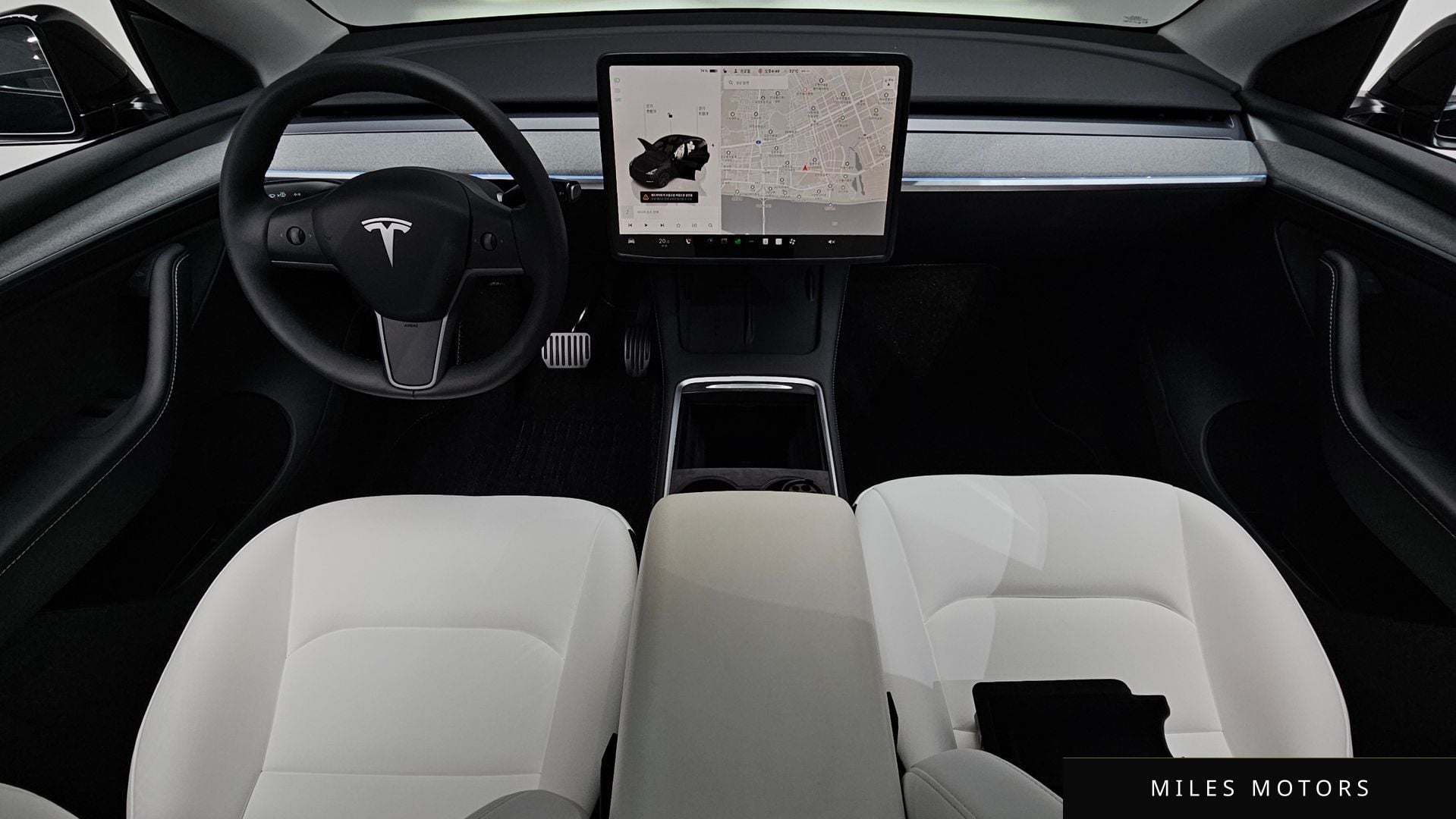 Tesla Model Y 2024 — миниатюра 9