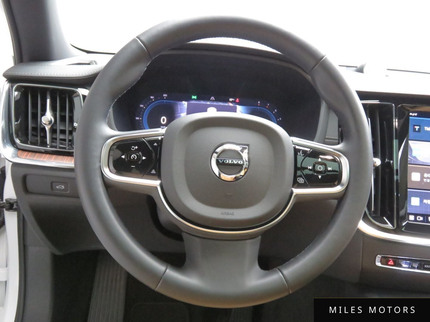 Volvo V60 2026 — миниатюра 9