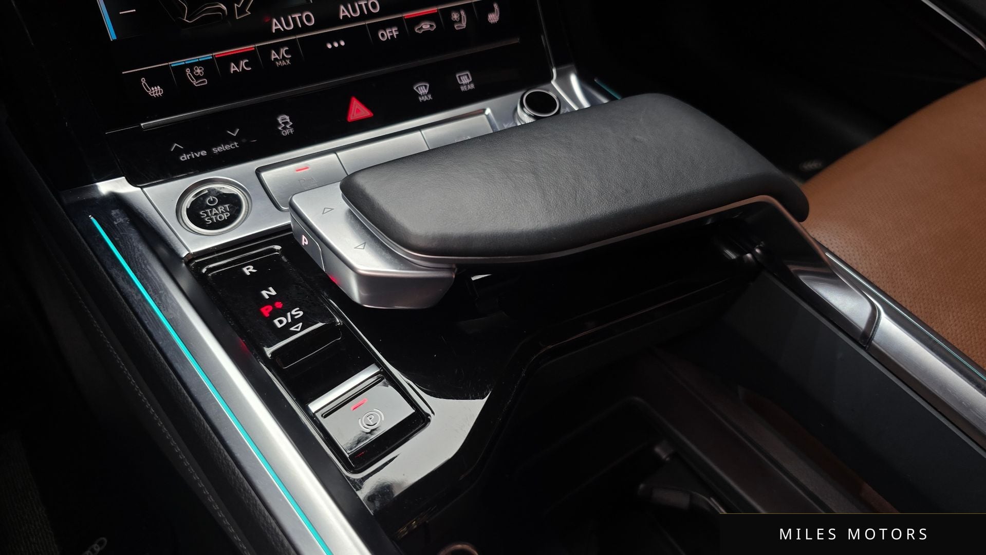Audi e-tron 2022 — миниатюра 12