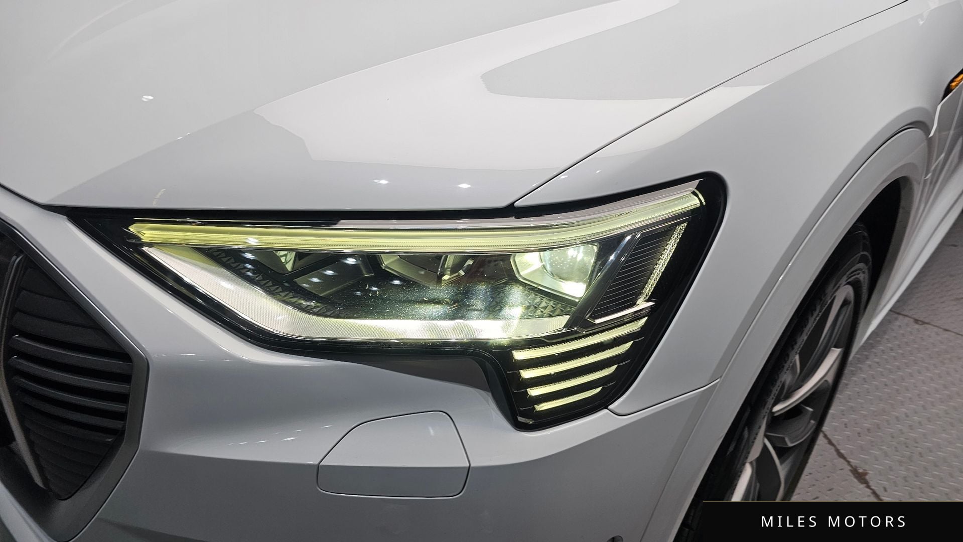 Audi e-tron 2022 — миниатюра 8