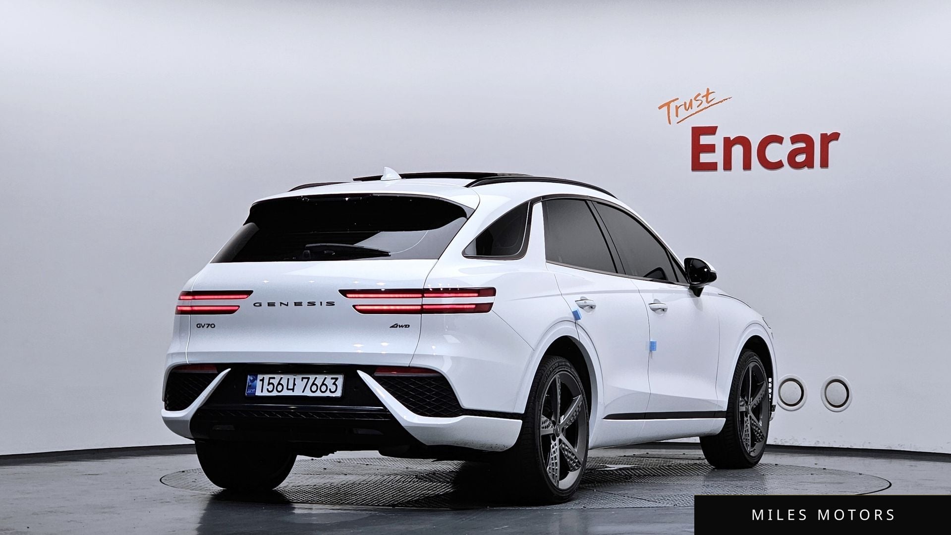 Genesis GV70 2021 — миниатюра 2