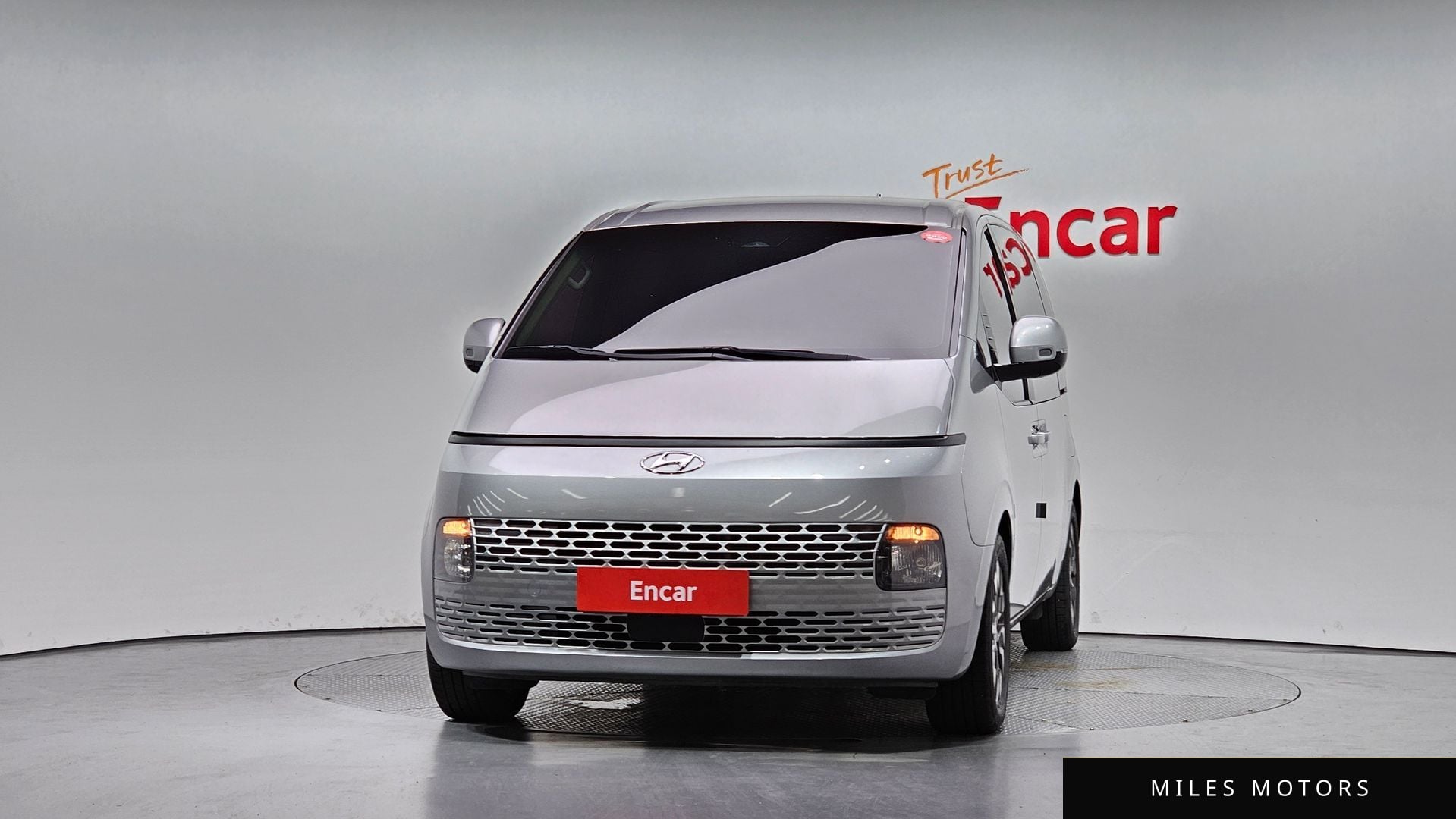 Hyundai Staria 2022 — миниатюра 3