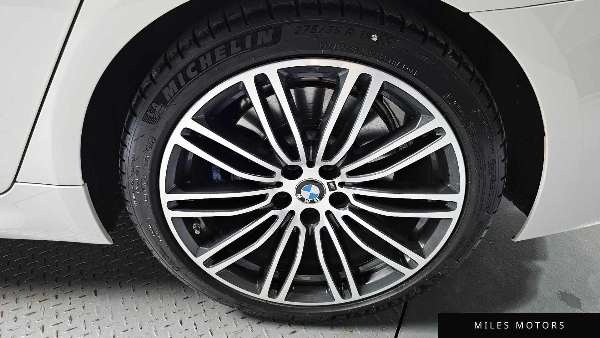 BMW 5 Series (G30) 2020 — миниатюра 6