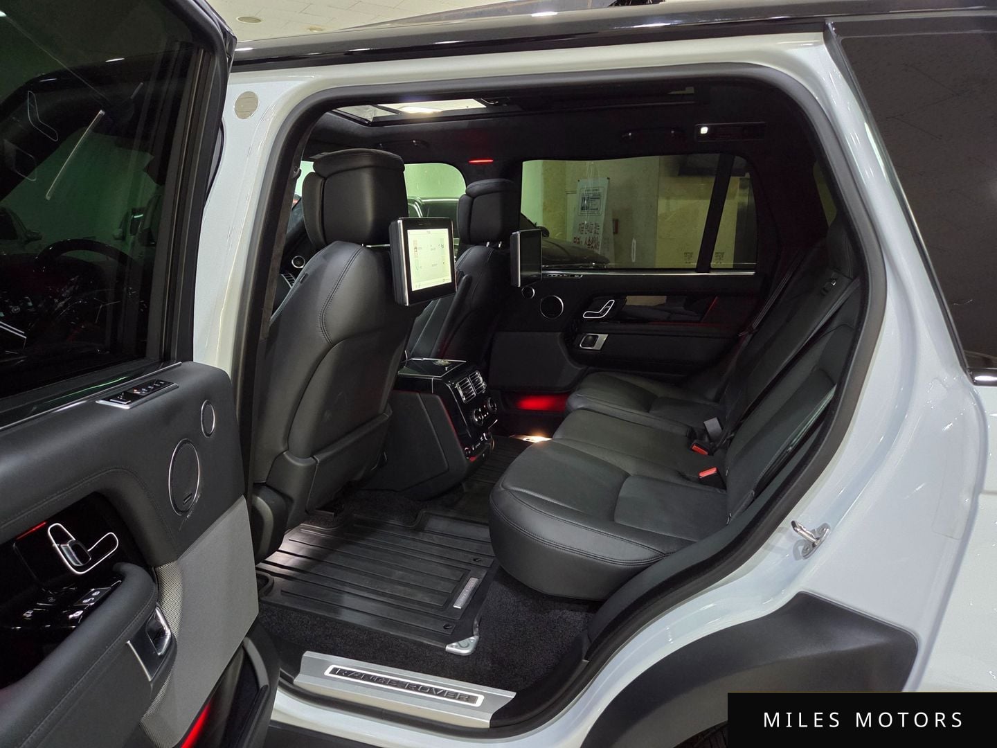 Land Rover Range Rover 2019 — миниатюра 7