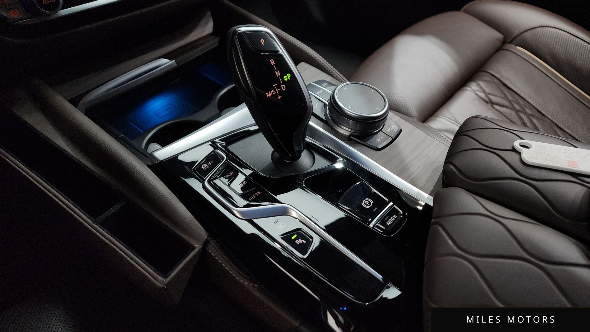 BMW 5 Series (G30) 2021 — миниатюра 12
