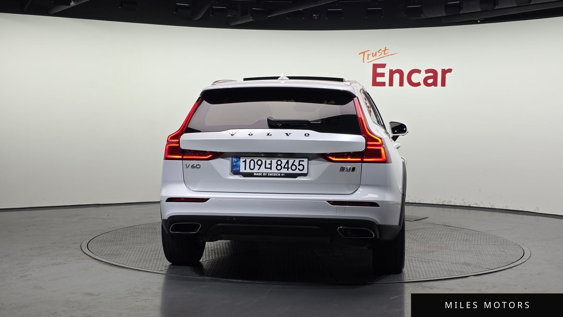 Volvo V60 2021 — миниатюра 4