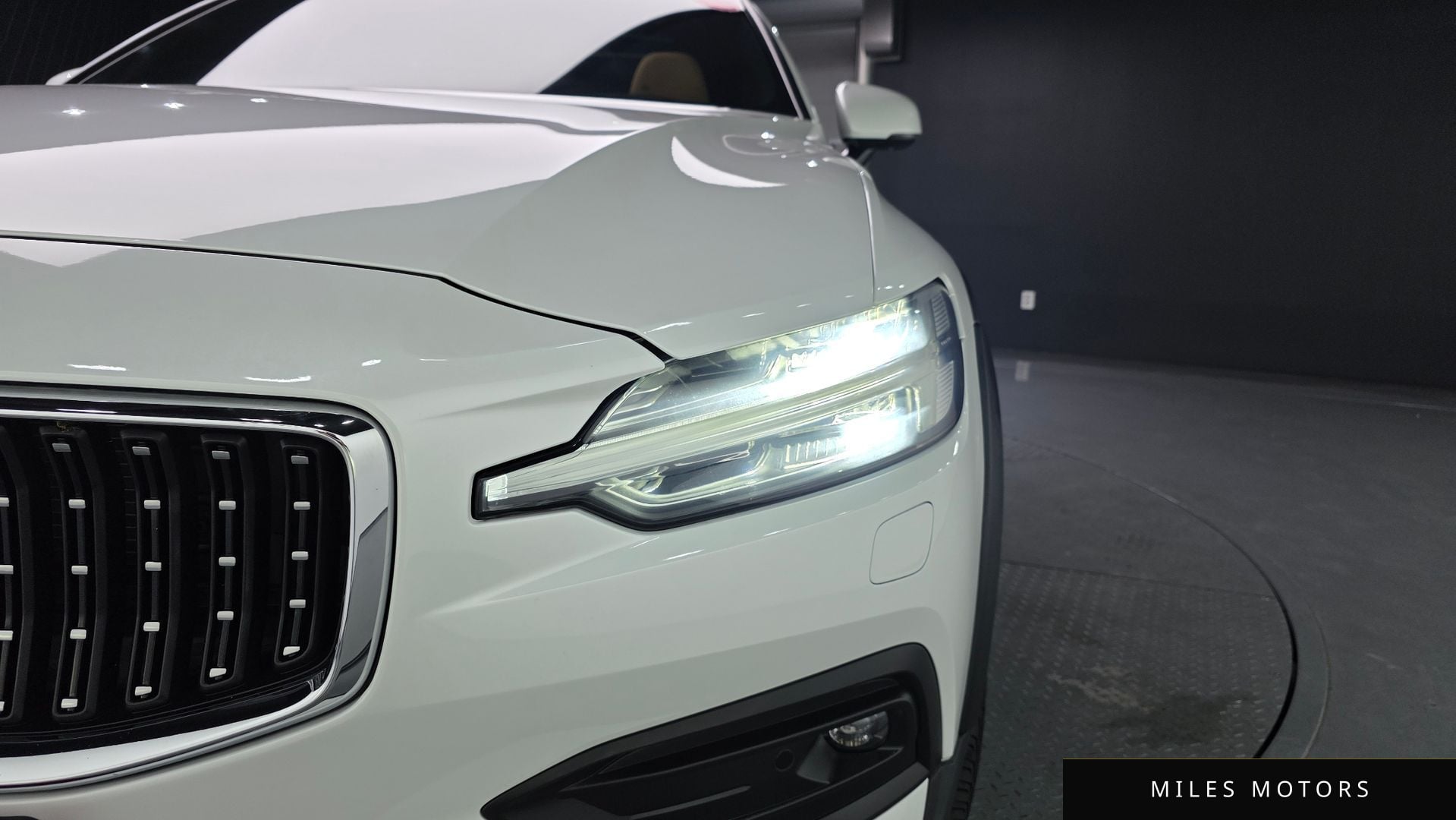 Volvo V60 2021 — миниатюра 8
