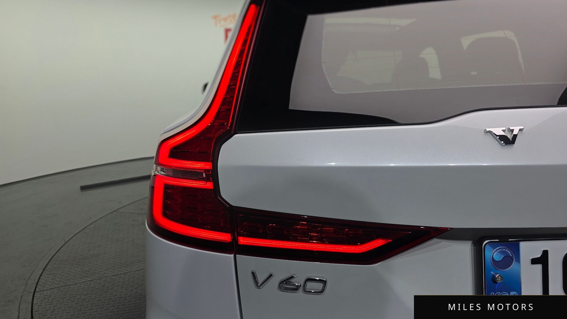 Volvo V60 2021 — миниатюра 9