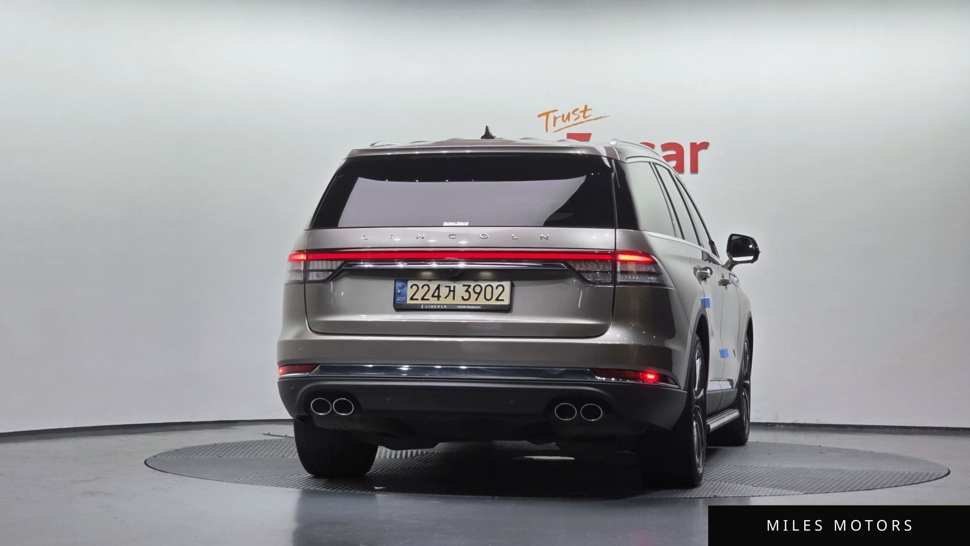 Lincoln Aviator 2021 — миниатюра 4