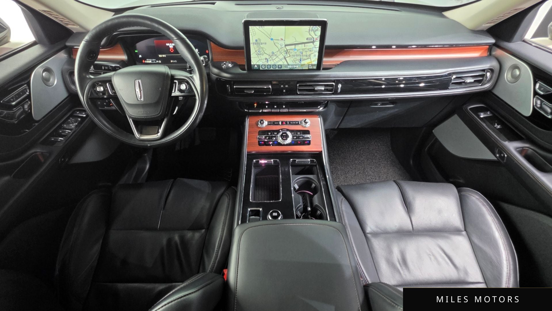 Lincoln Aviator 2021 — миниатюра 10