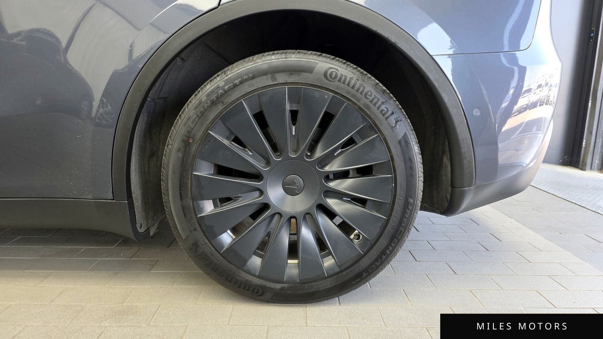 Tesla Model Y 2022 — миниатюра 7