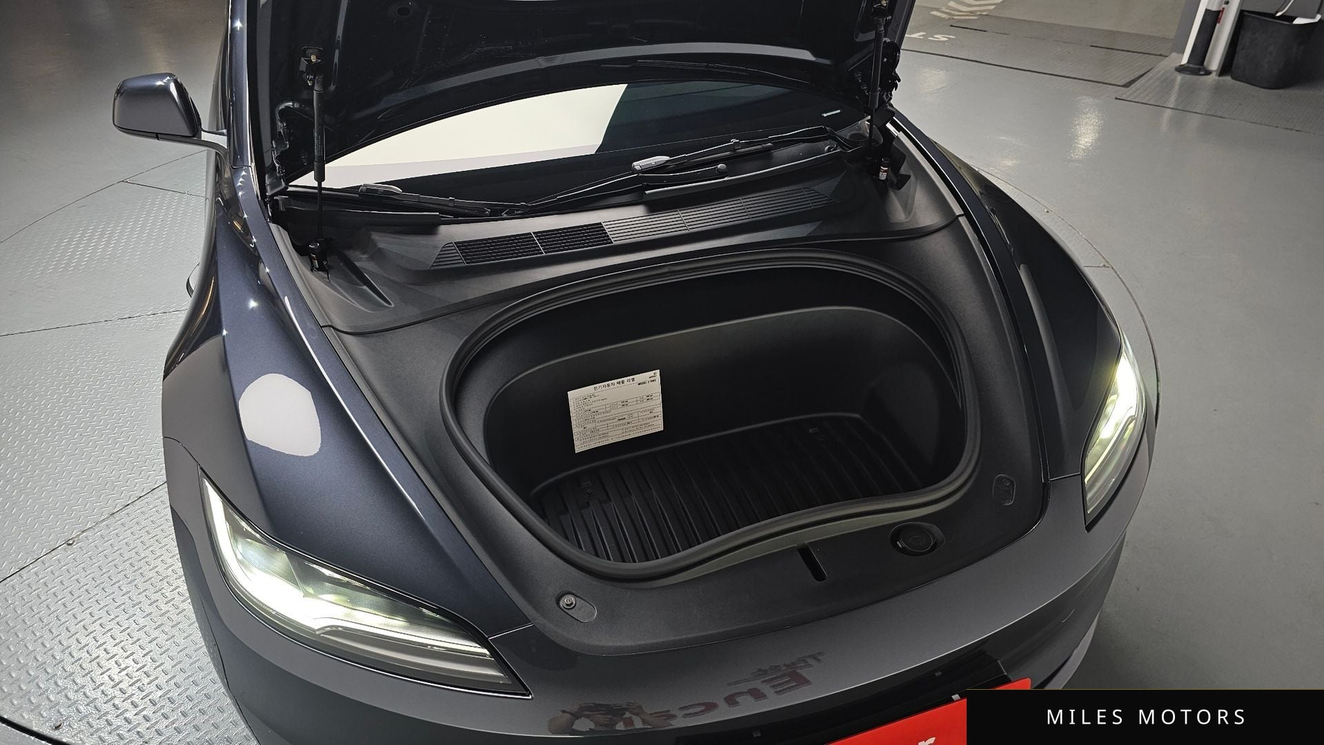 Tesla Model 3 2025 — миниатюра 5